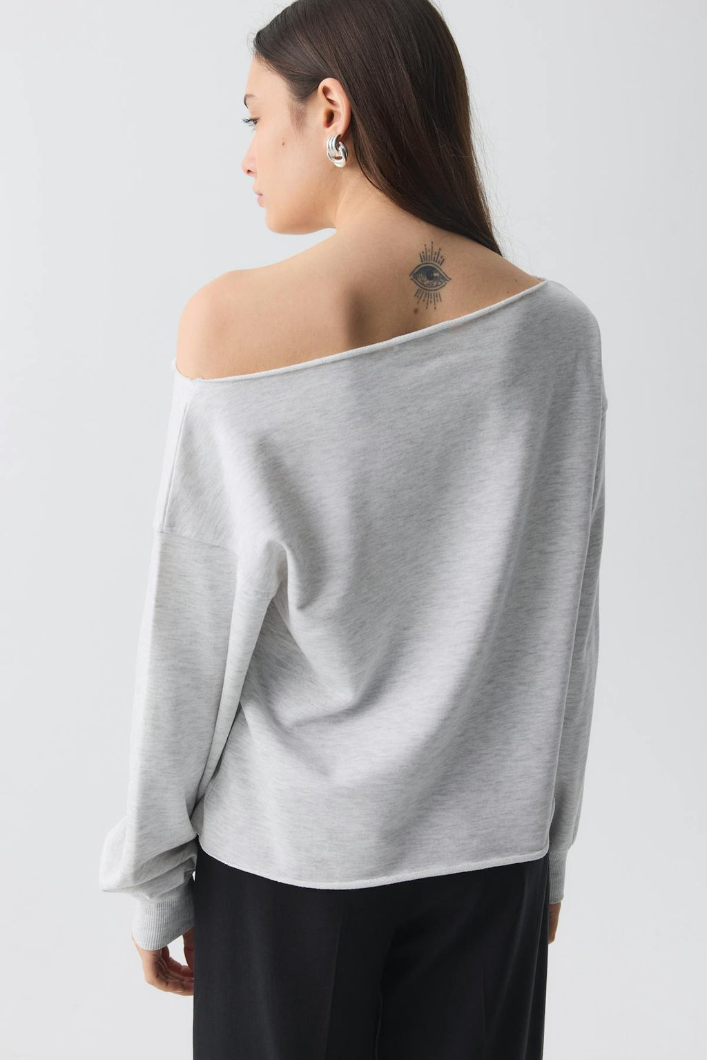 One shoulder sweater