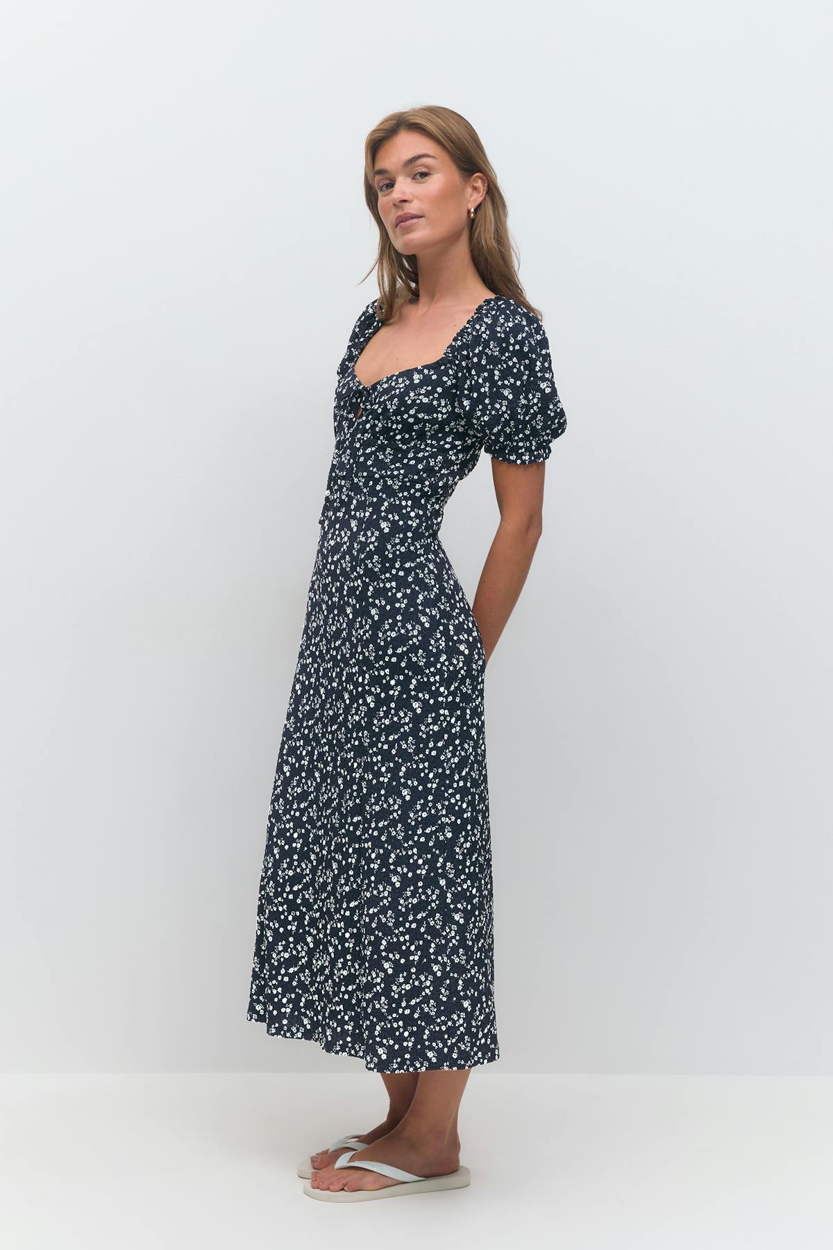 Puff sleeve midi dress