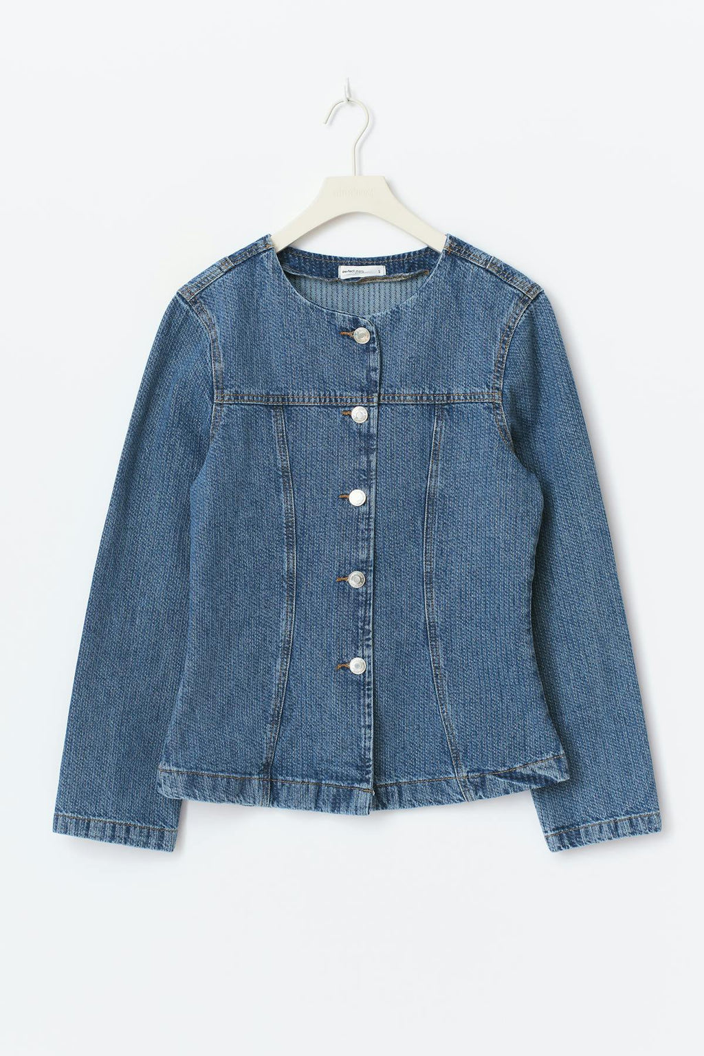 Waist shaped denim jacket