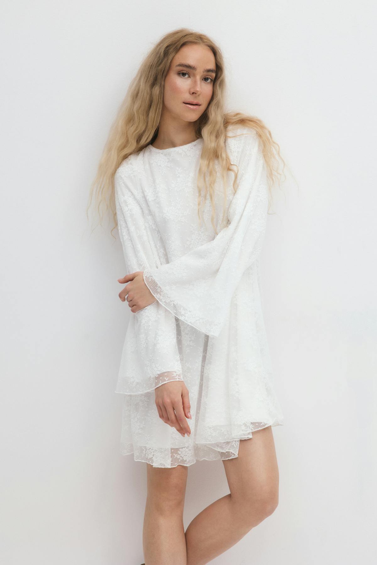 Lace dress