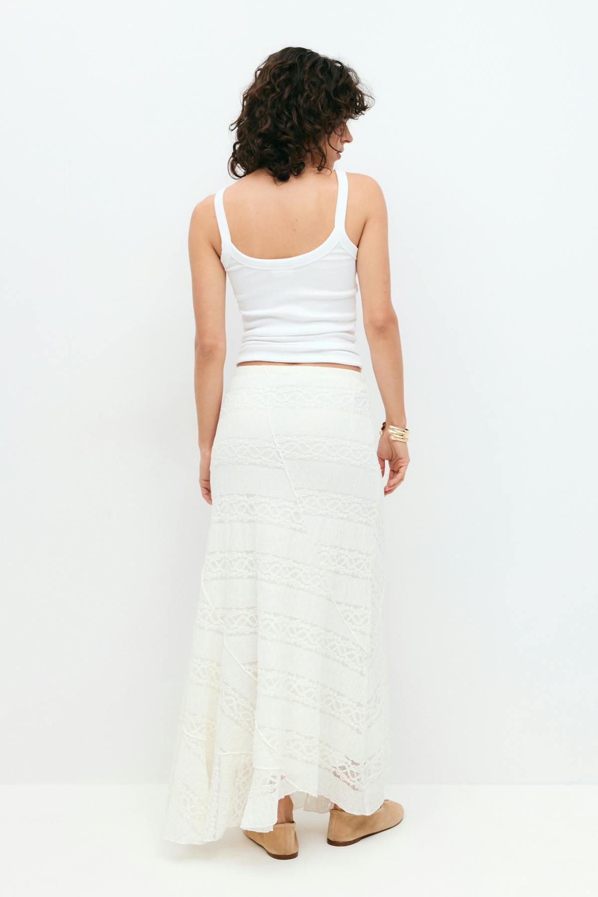 Lace skirt