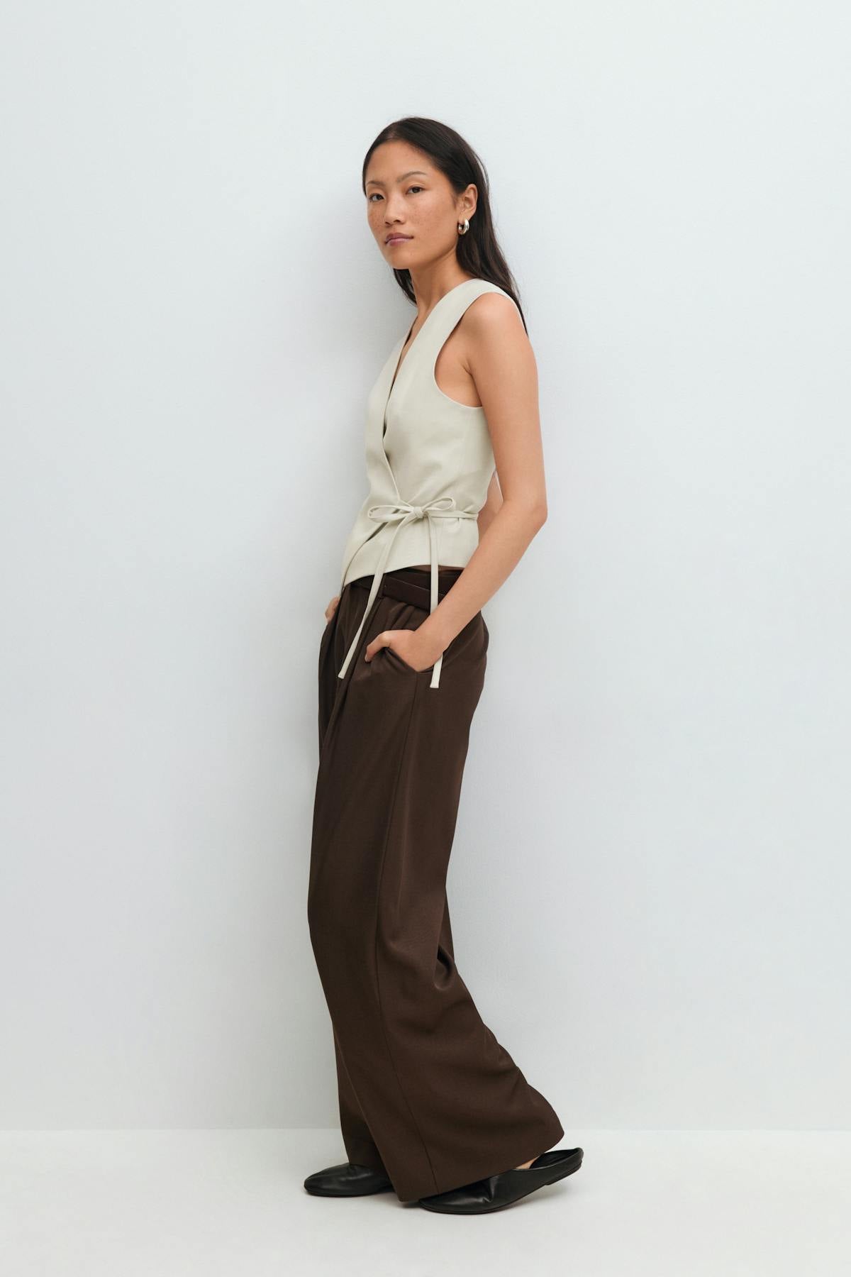 Wrap tie vest