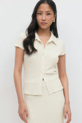 Short sleeve buttoned top