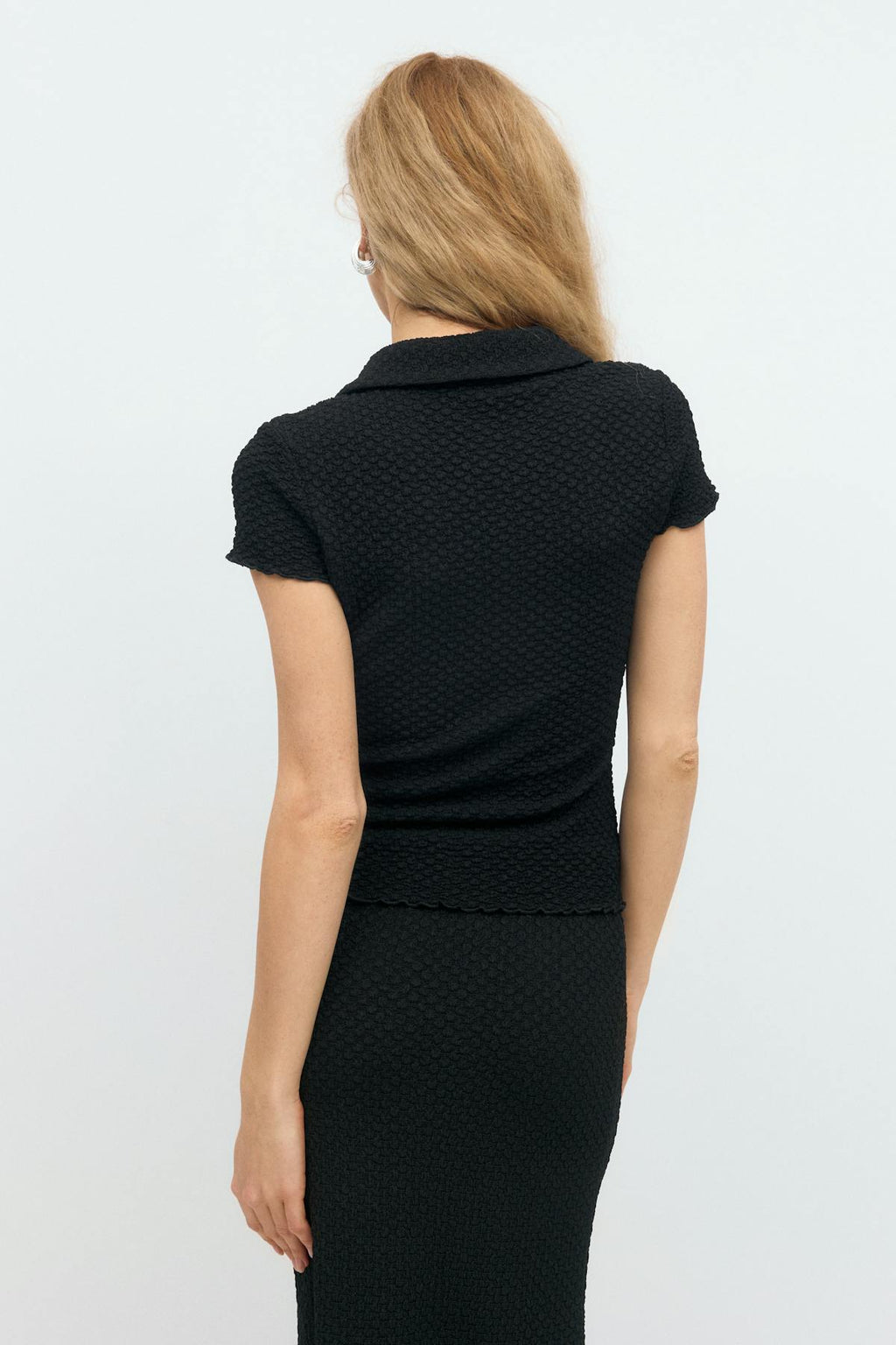 Short sleeve buttoned top