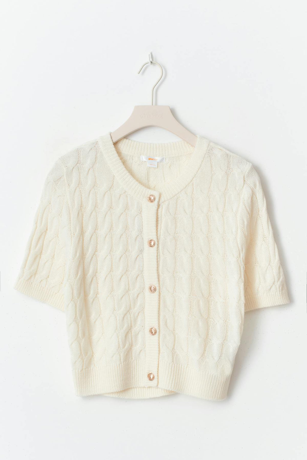 Y cable knitted top