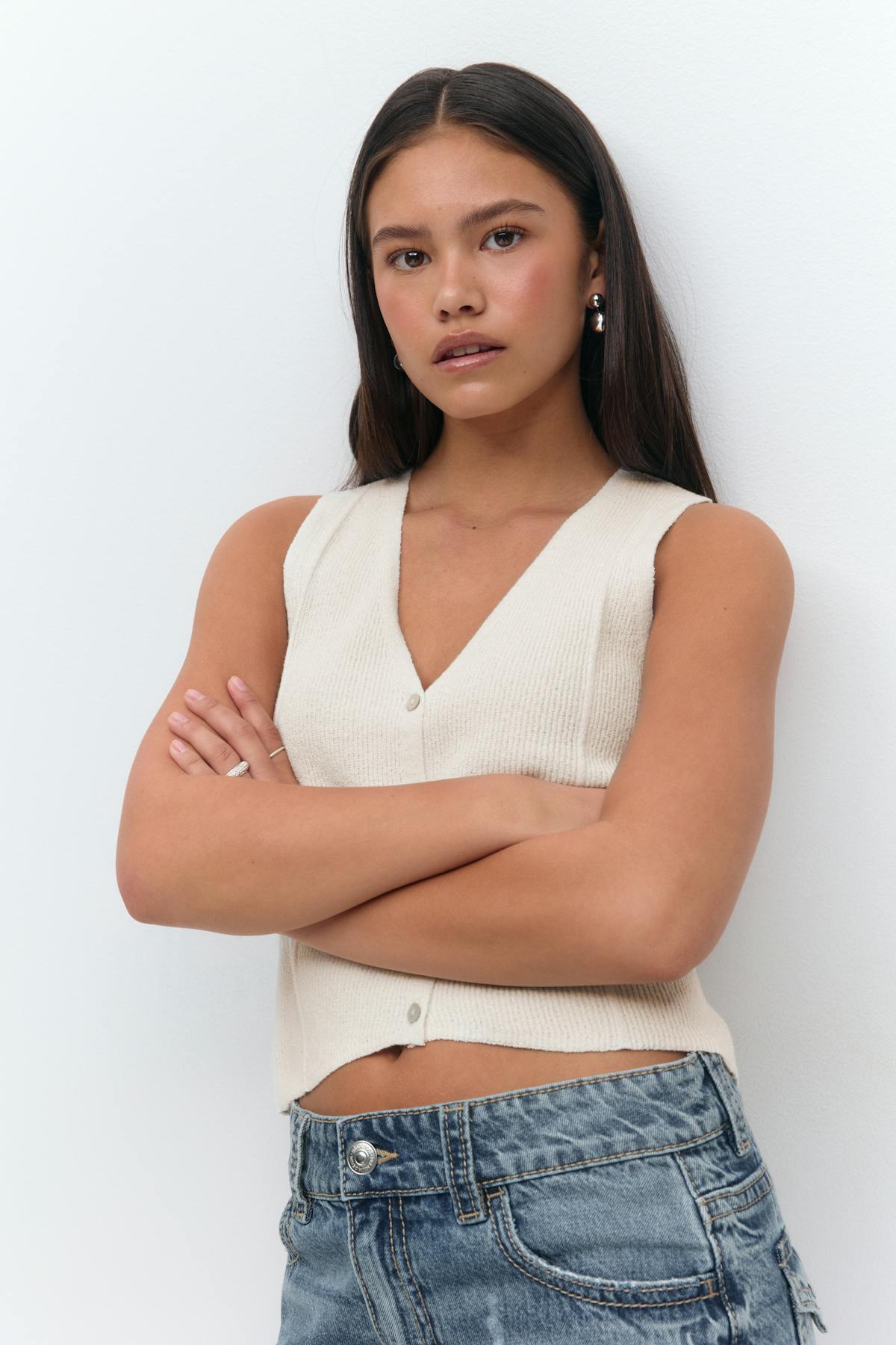 Y knitted vest