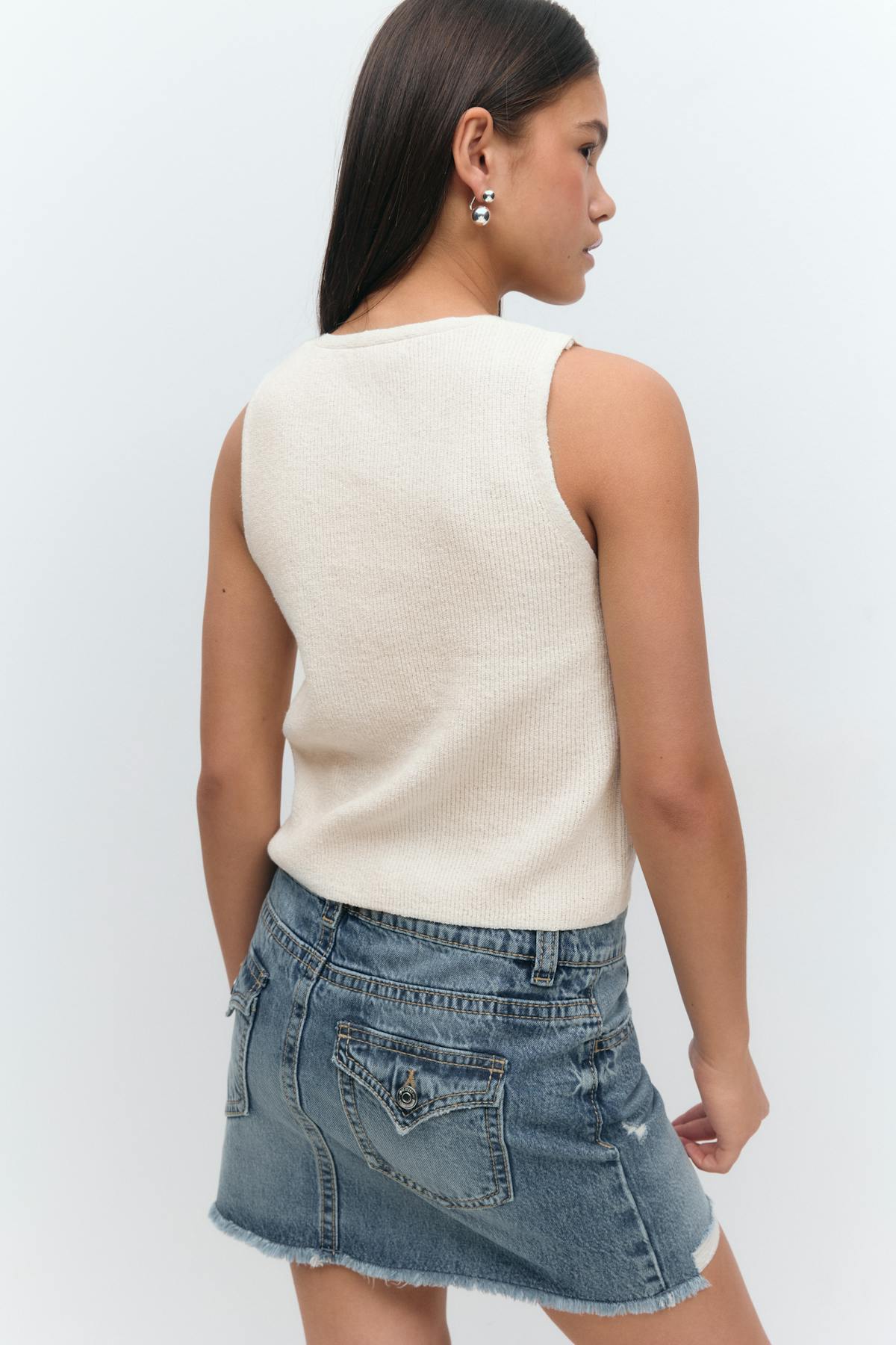 Y knitted vest