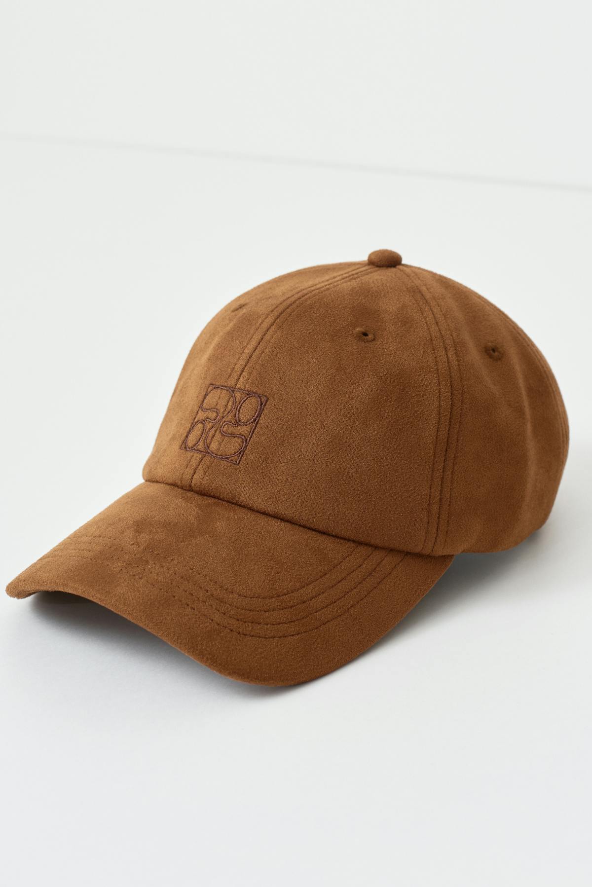 Fake suede cap