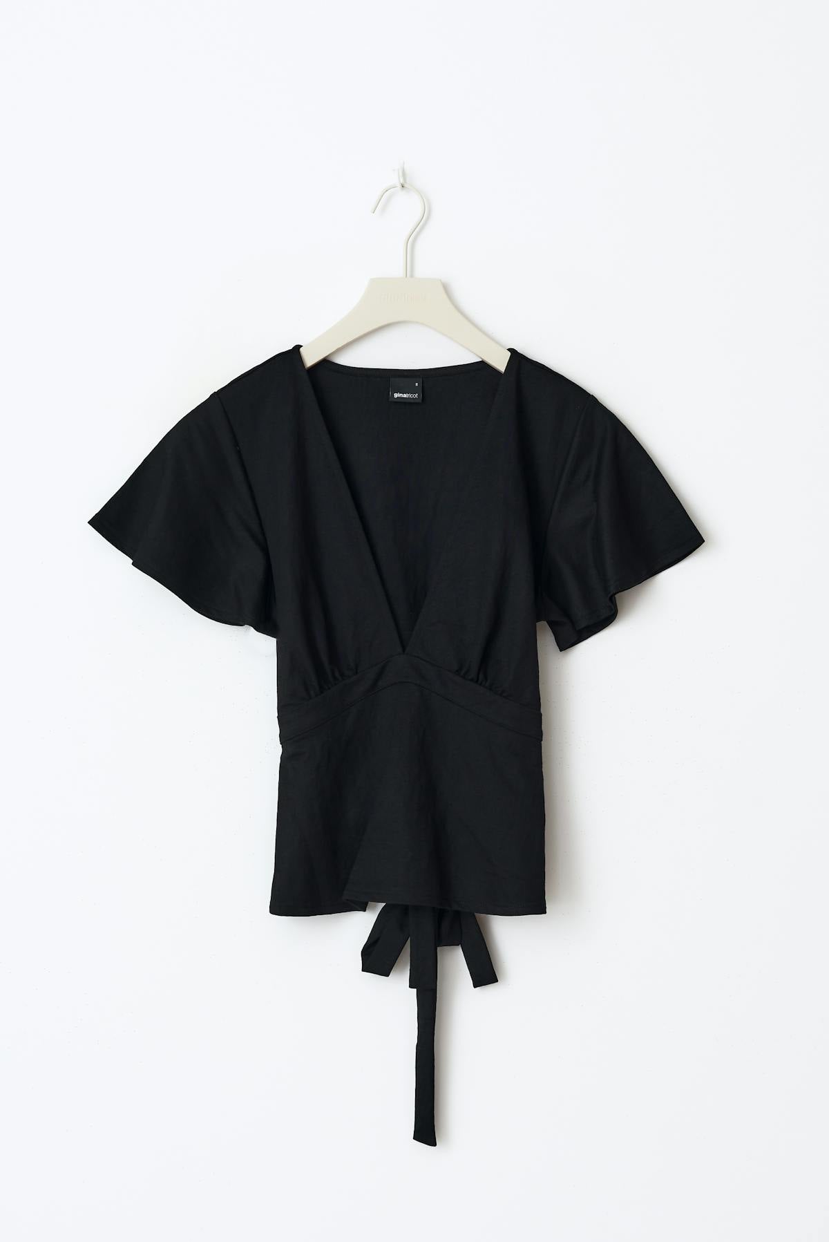 Tie top