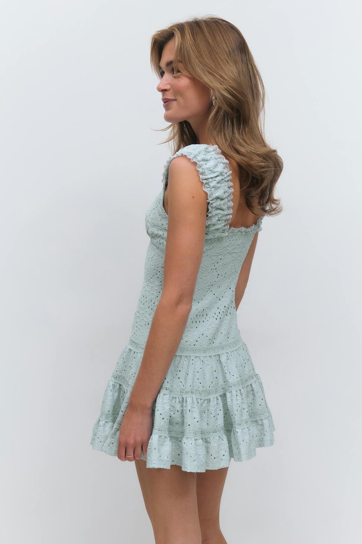 Embroidery dress