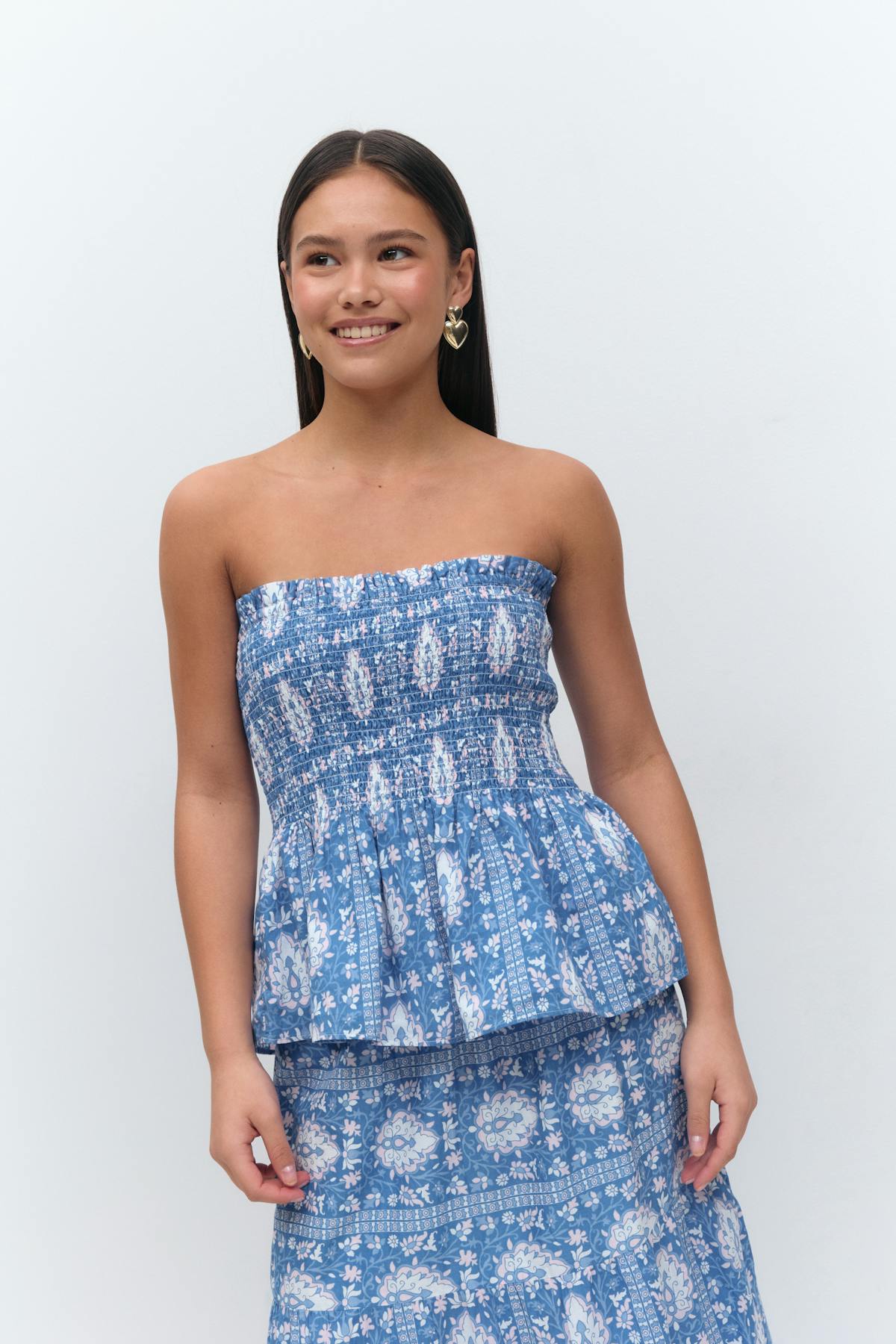 Y one layer multi top