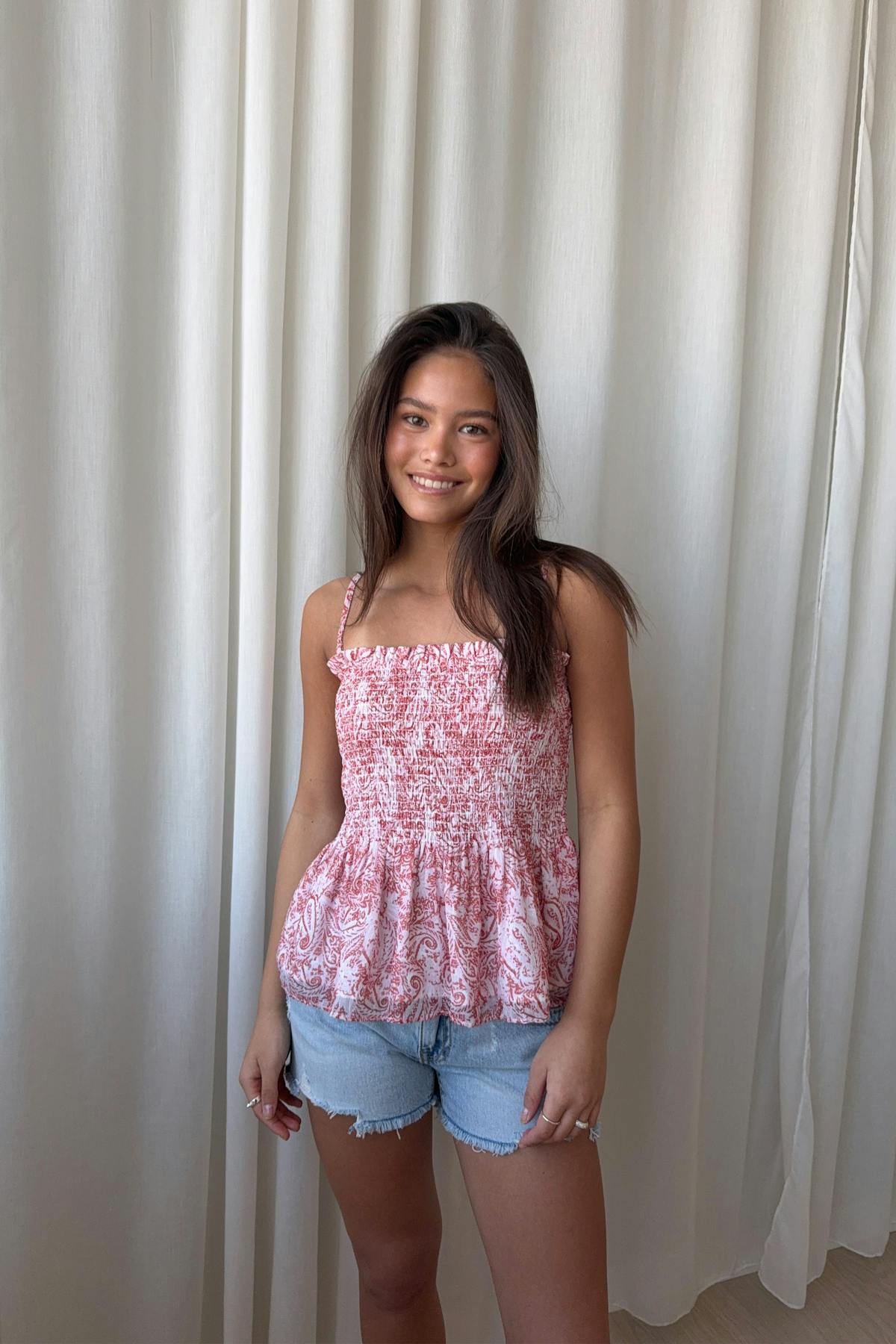 Y one layer multi top