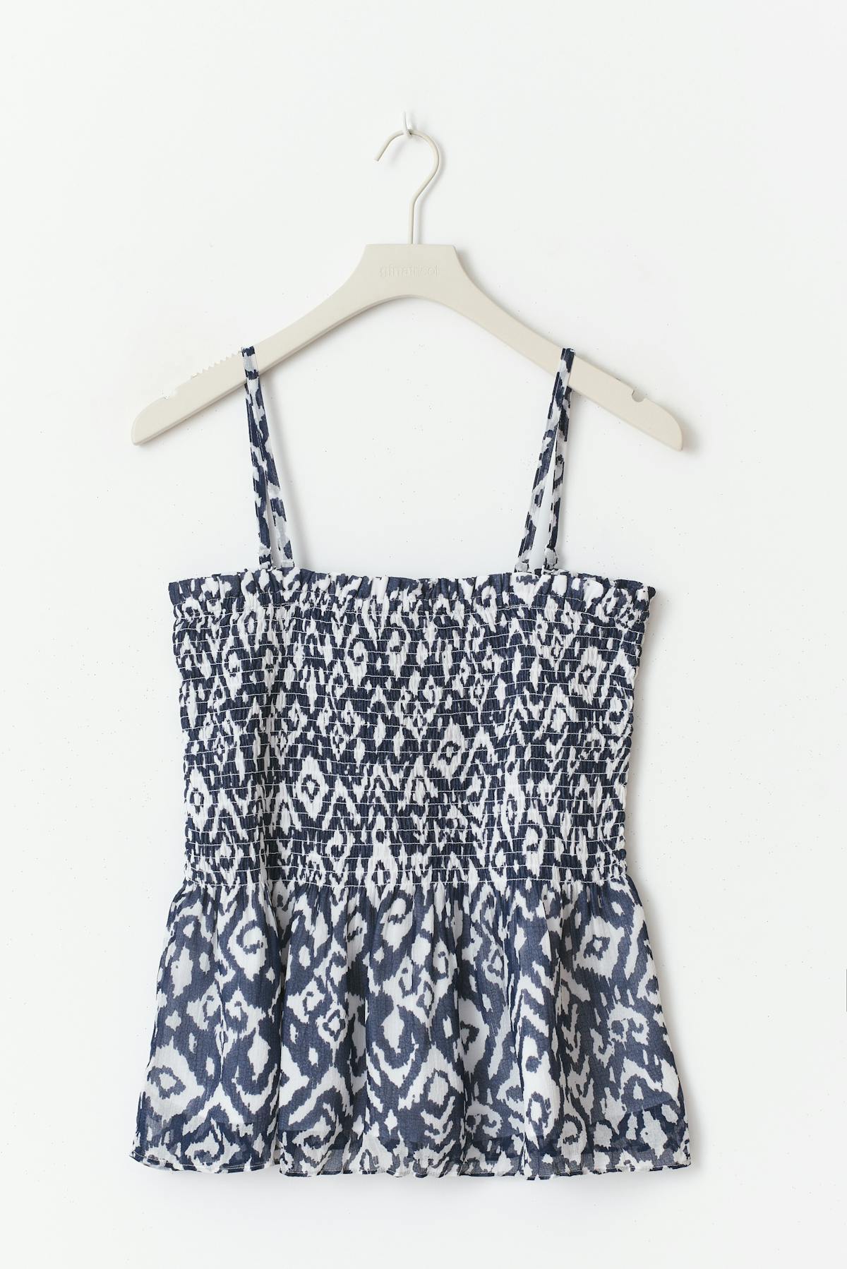 Y one layer multi top