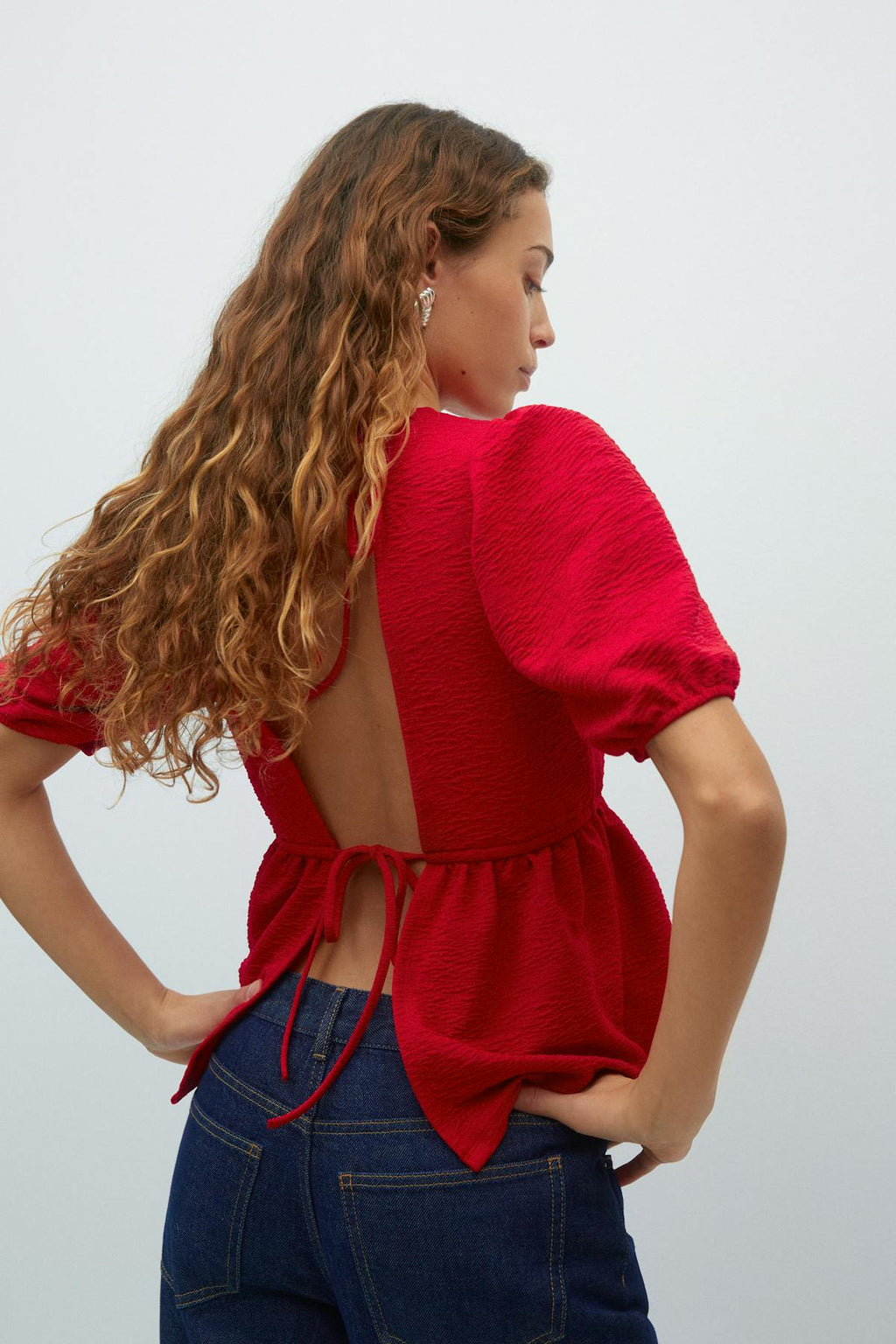Tie back top