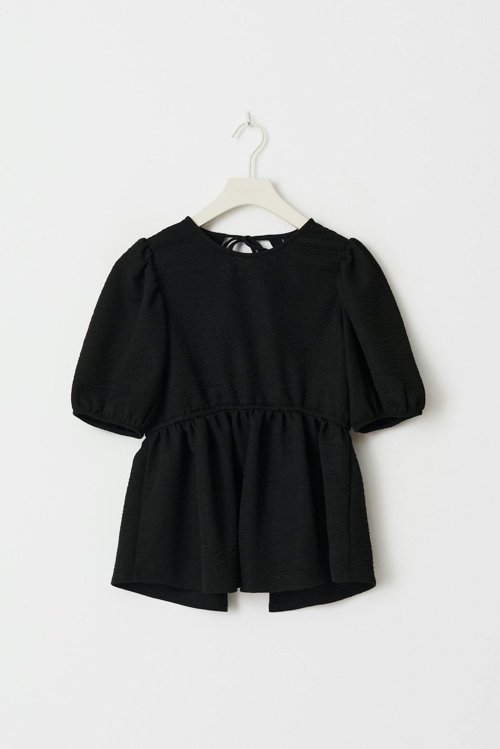 Tie back top
