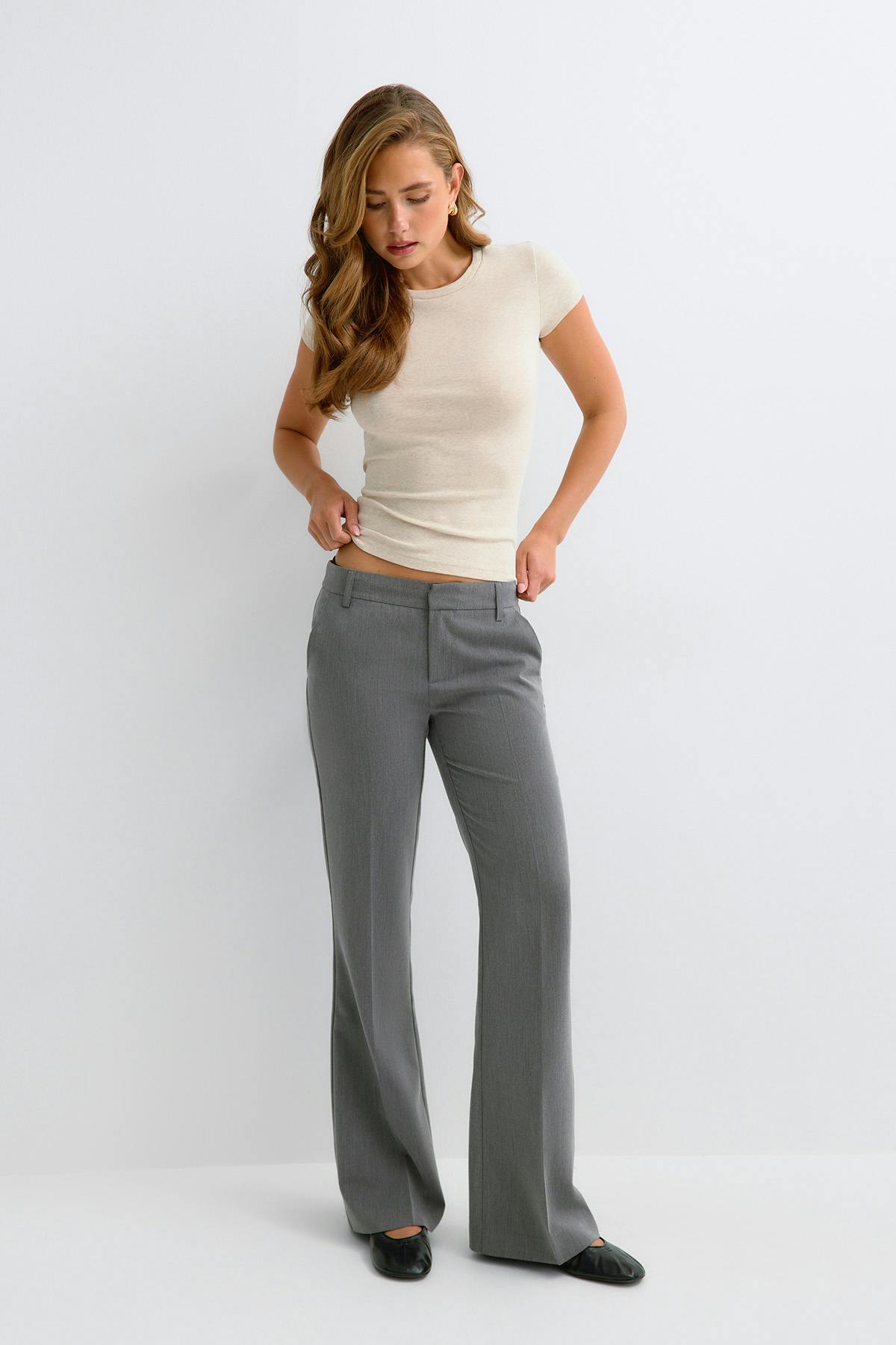 Tall relaxed trousers