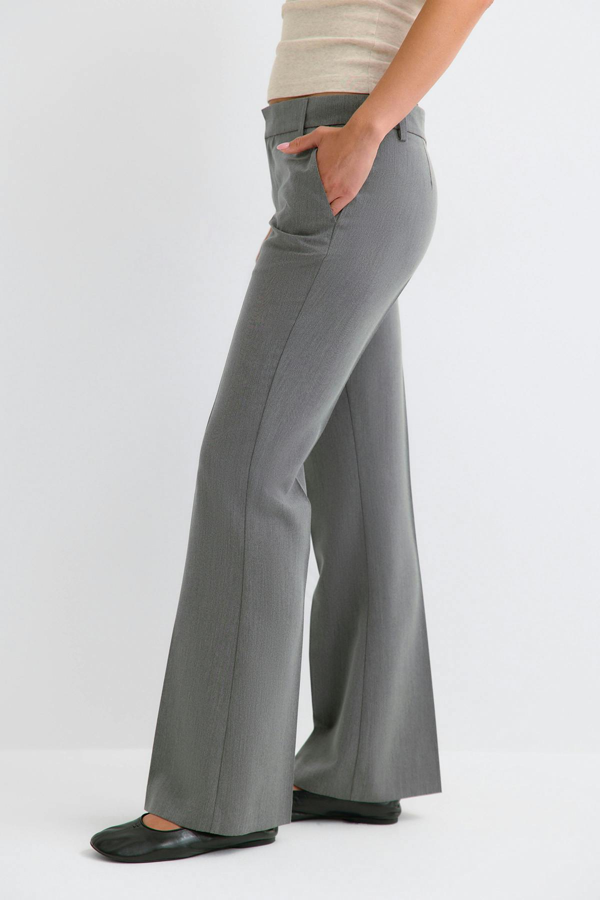 Tall relaxed trousers