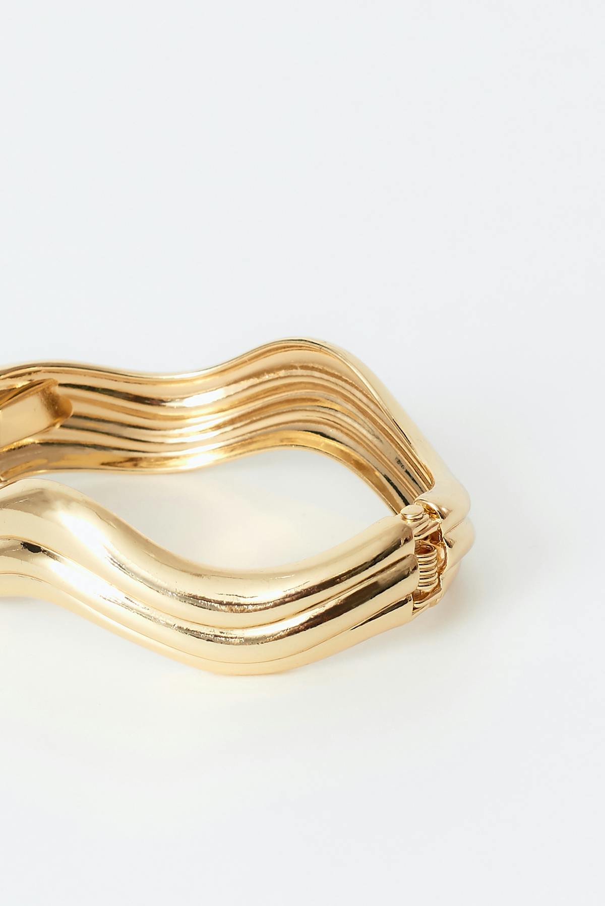Wave bracelet