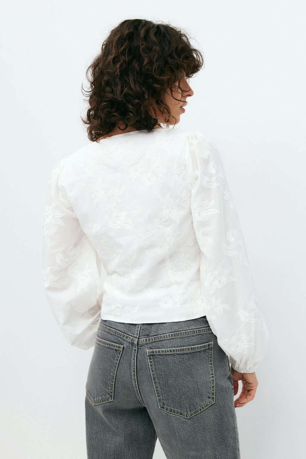 Embroidery top