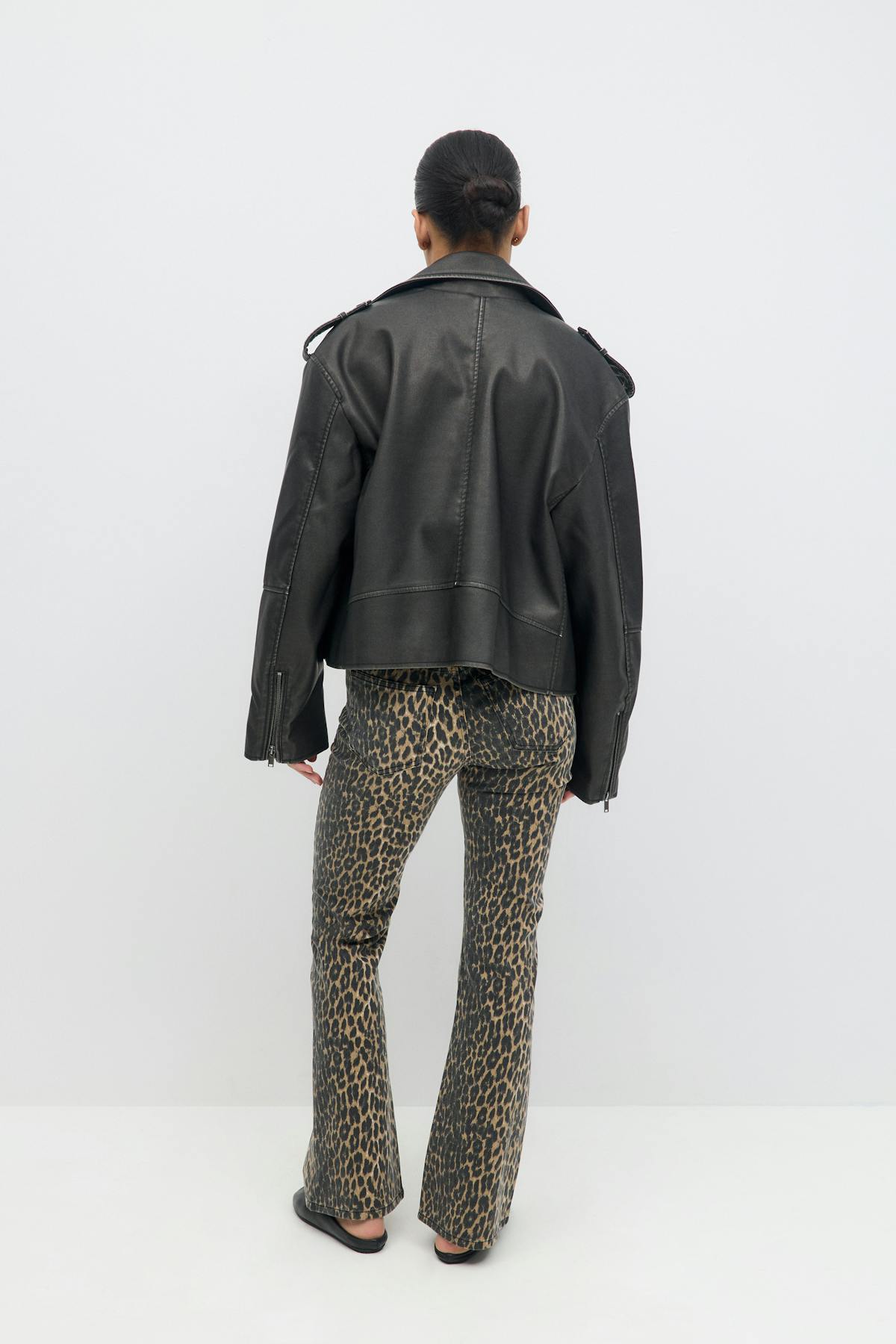 Leopard bootcut  jeans