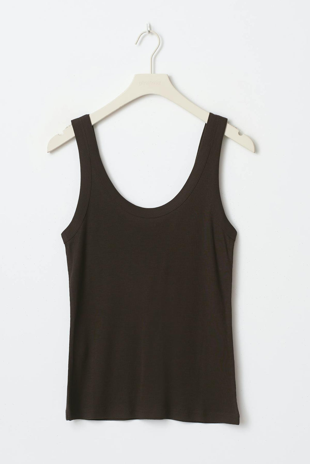 Rib loose tank