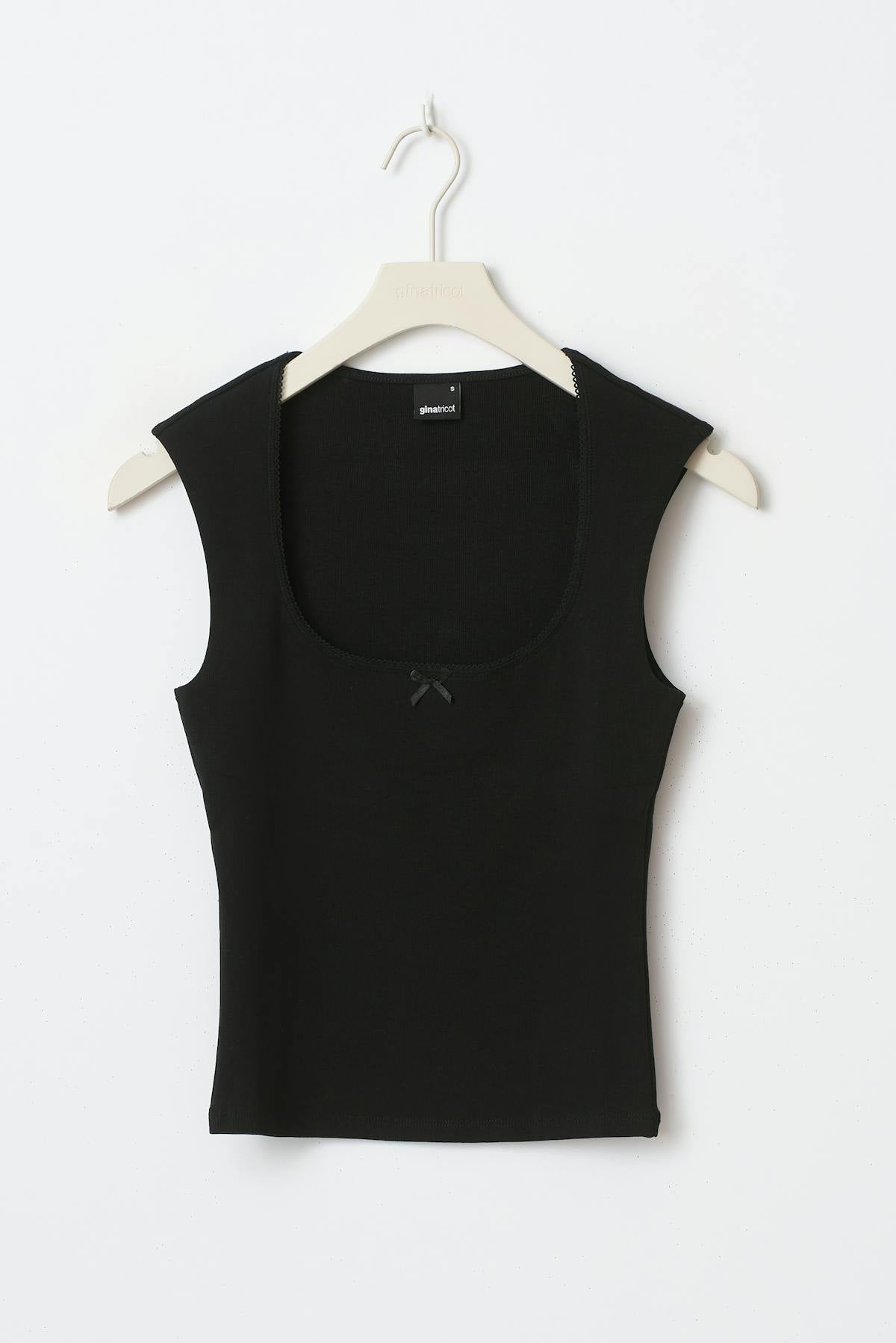 Tight rib top