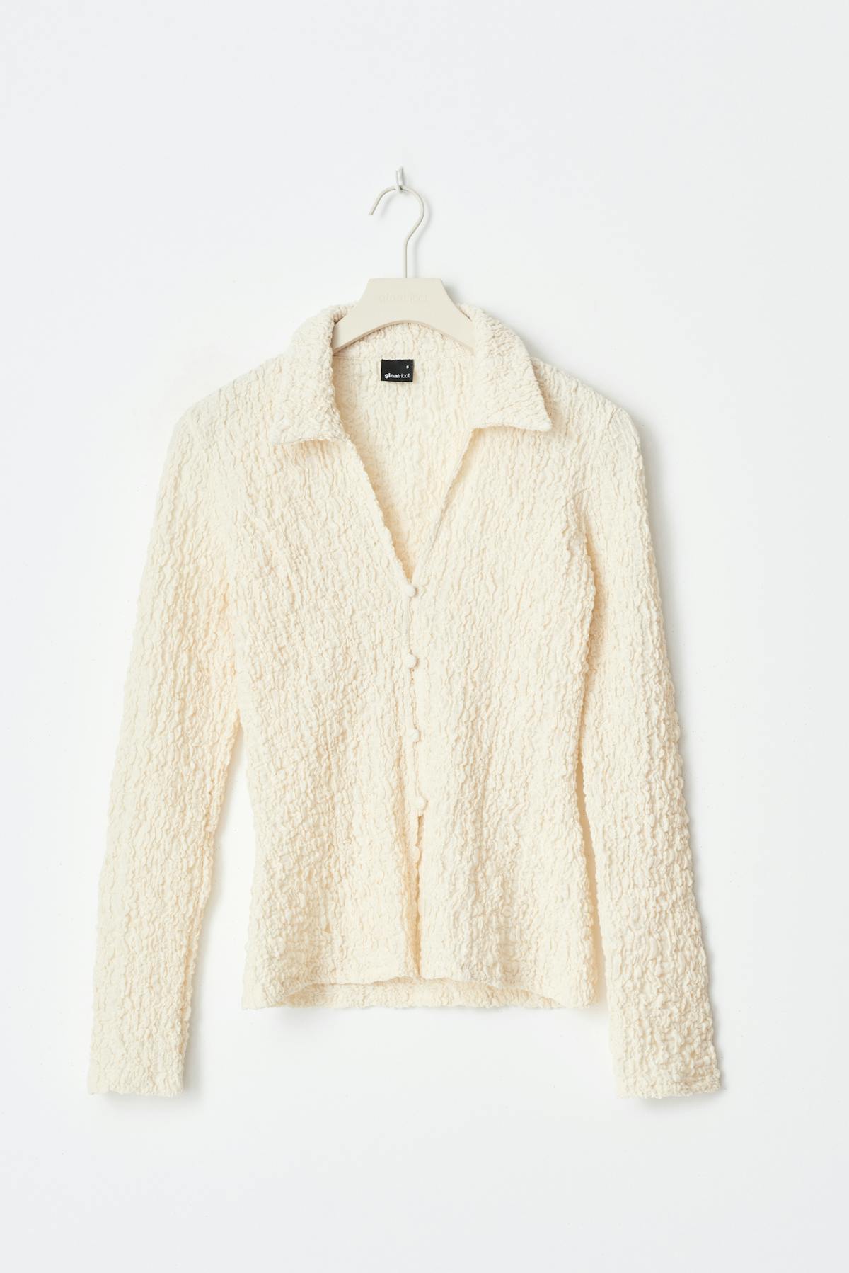 Textured collar top