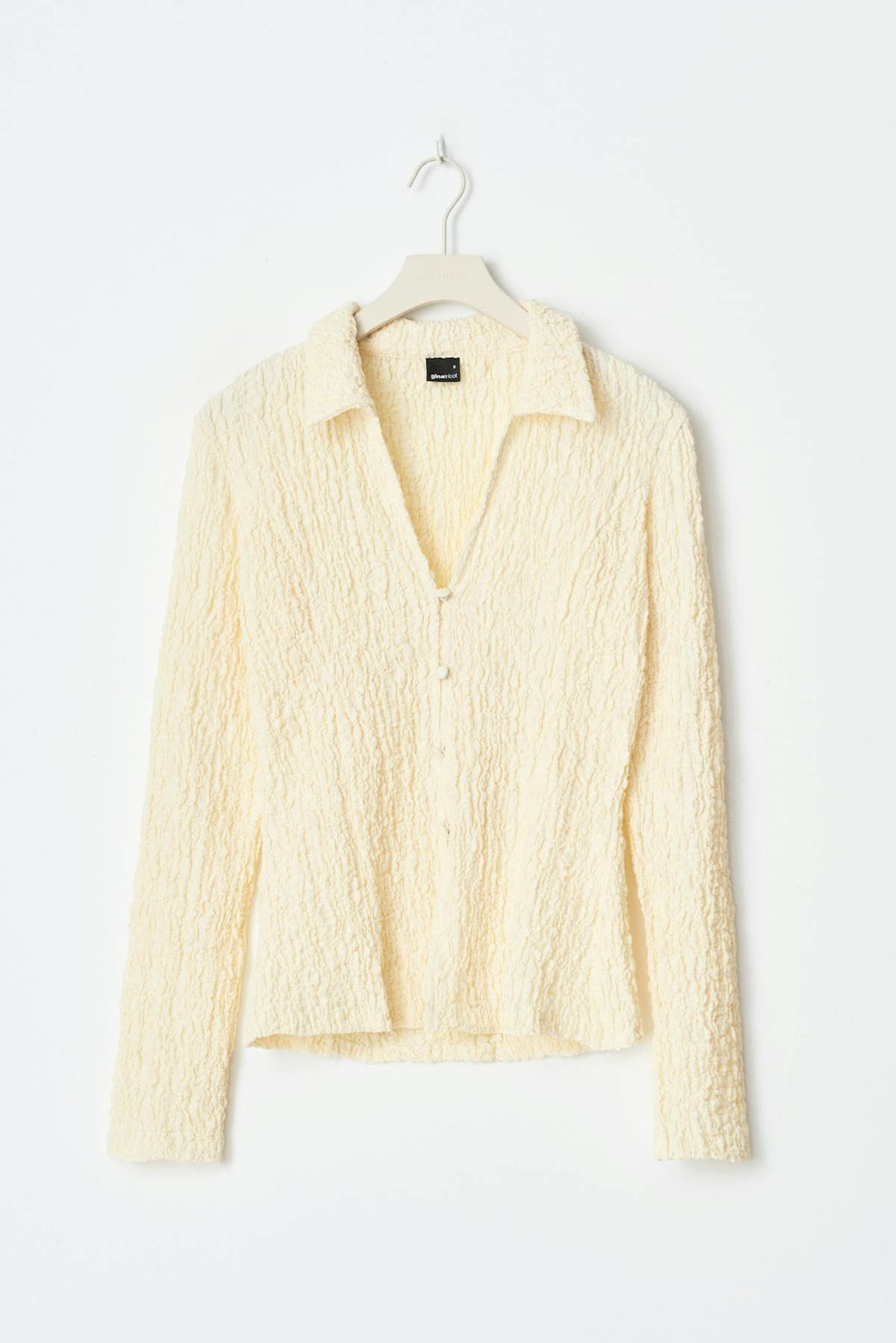 Textured collar top