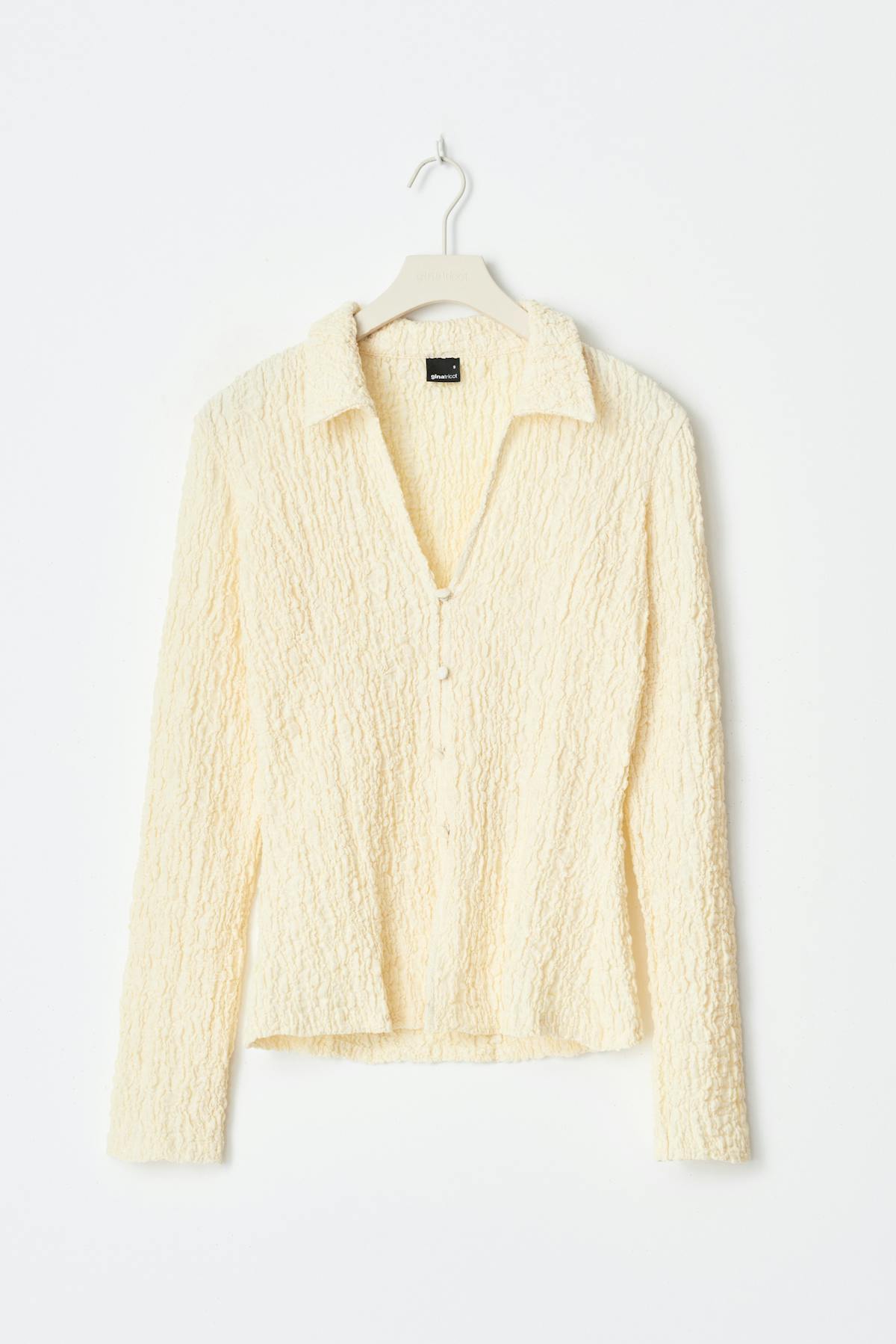 Textured collar top
