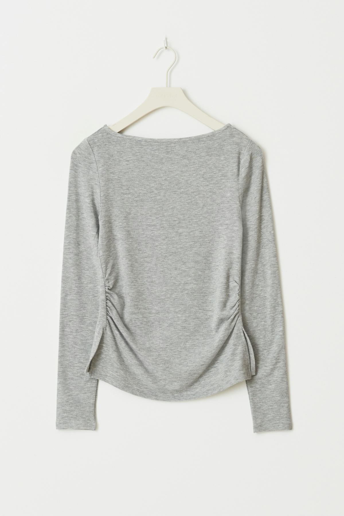 Boatneck ruched top