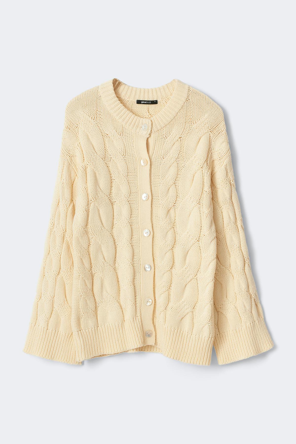 Chunky knitted cable cardigan