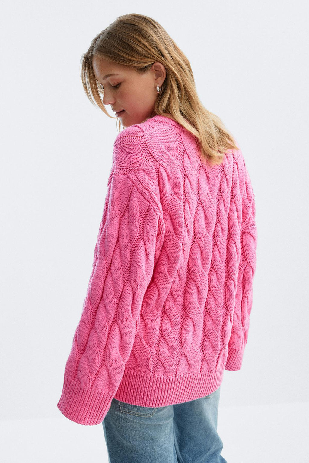 Chunky knitted cable cardigan
