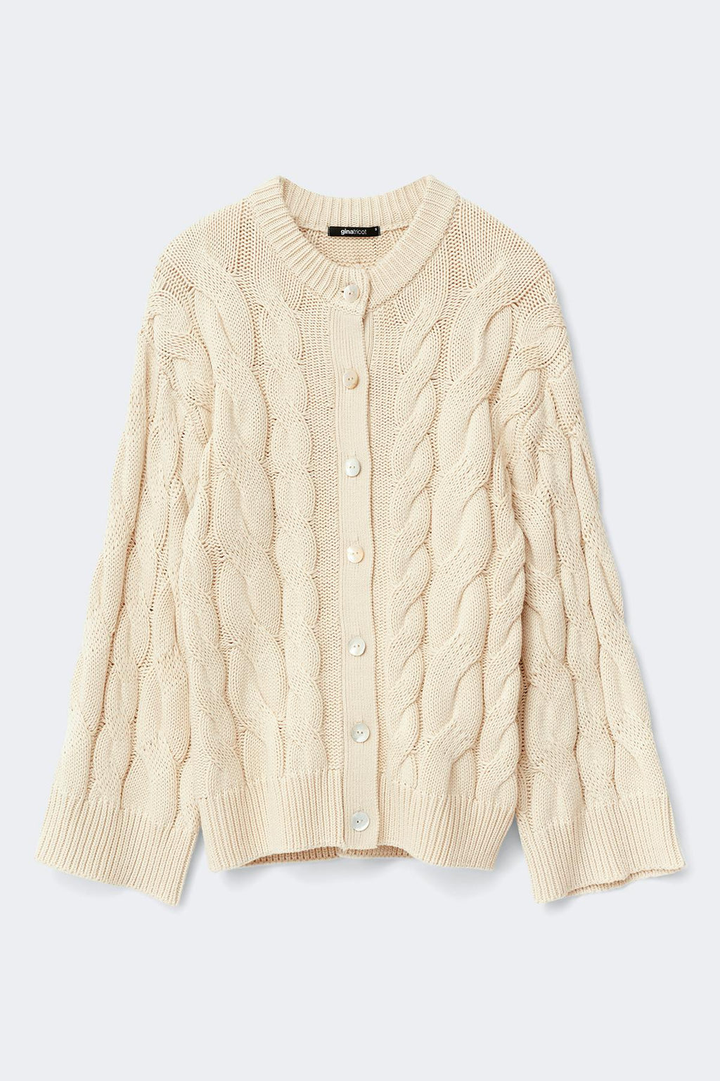 Chunky knitted cable cardigan