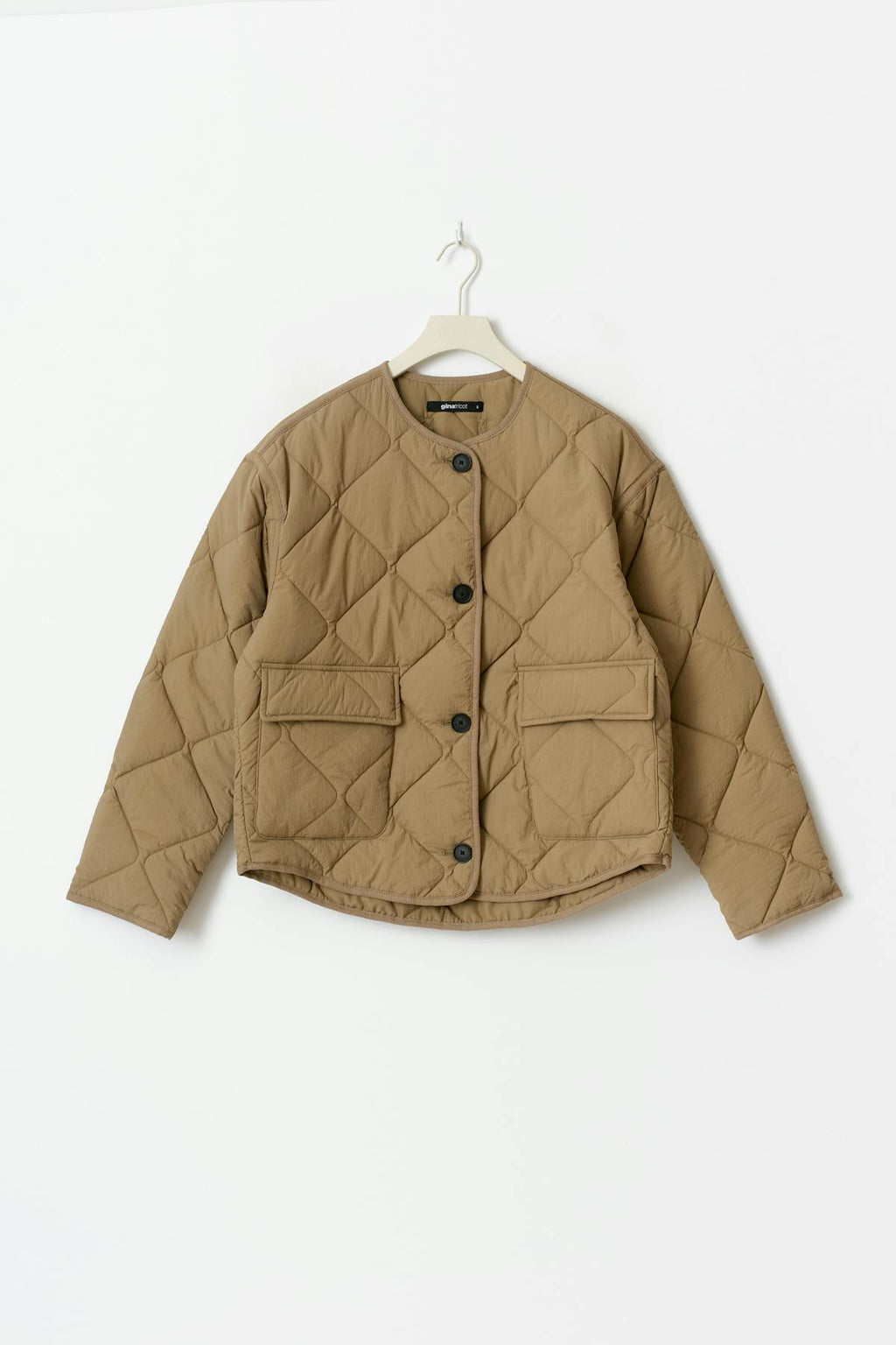 Quilted short jacket