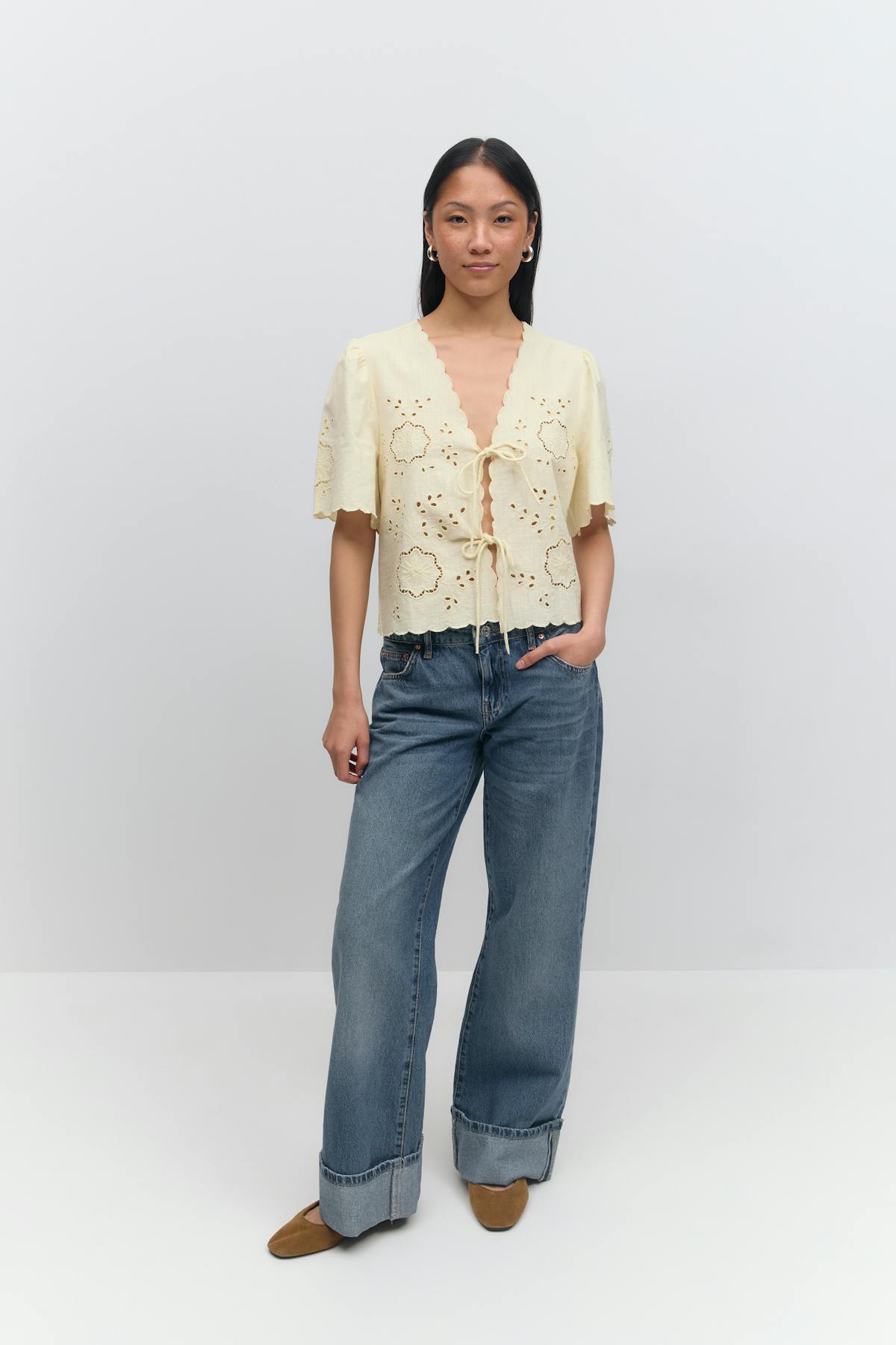Scallop edge blouse