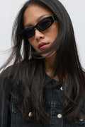 Slim sporty sunglasses