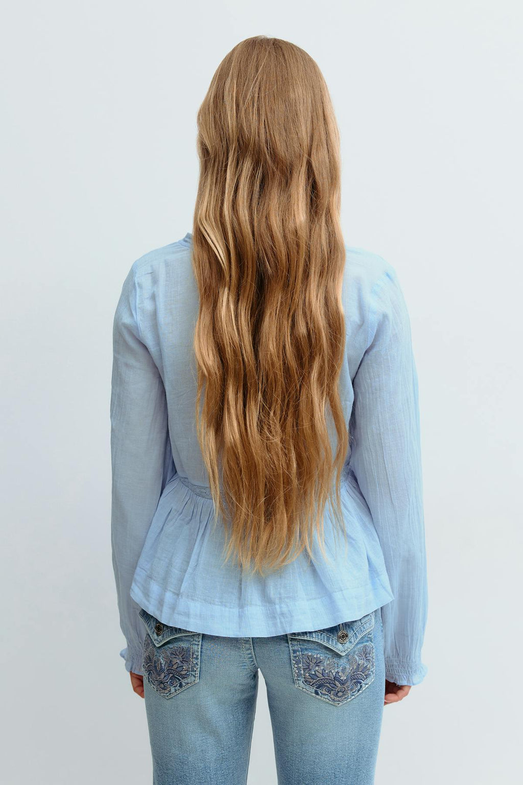 Y lace blouse