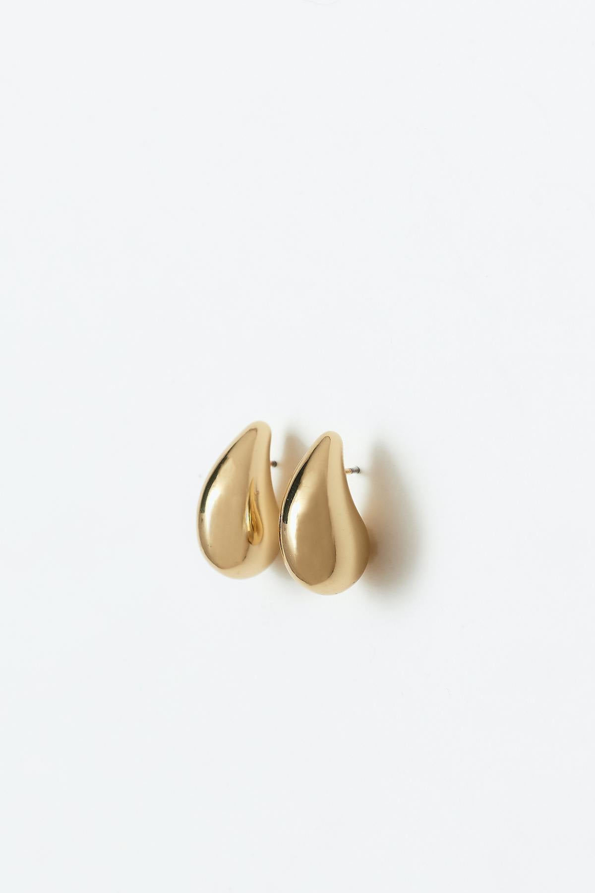 Mini drop earrings