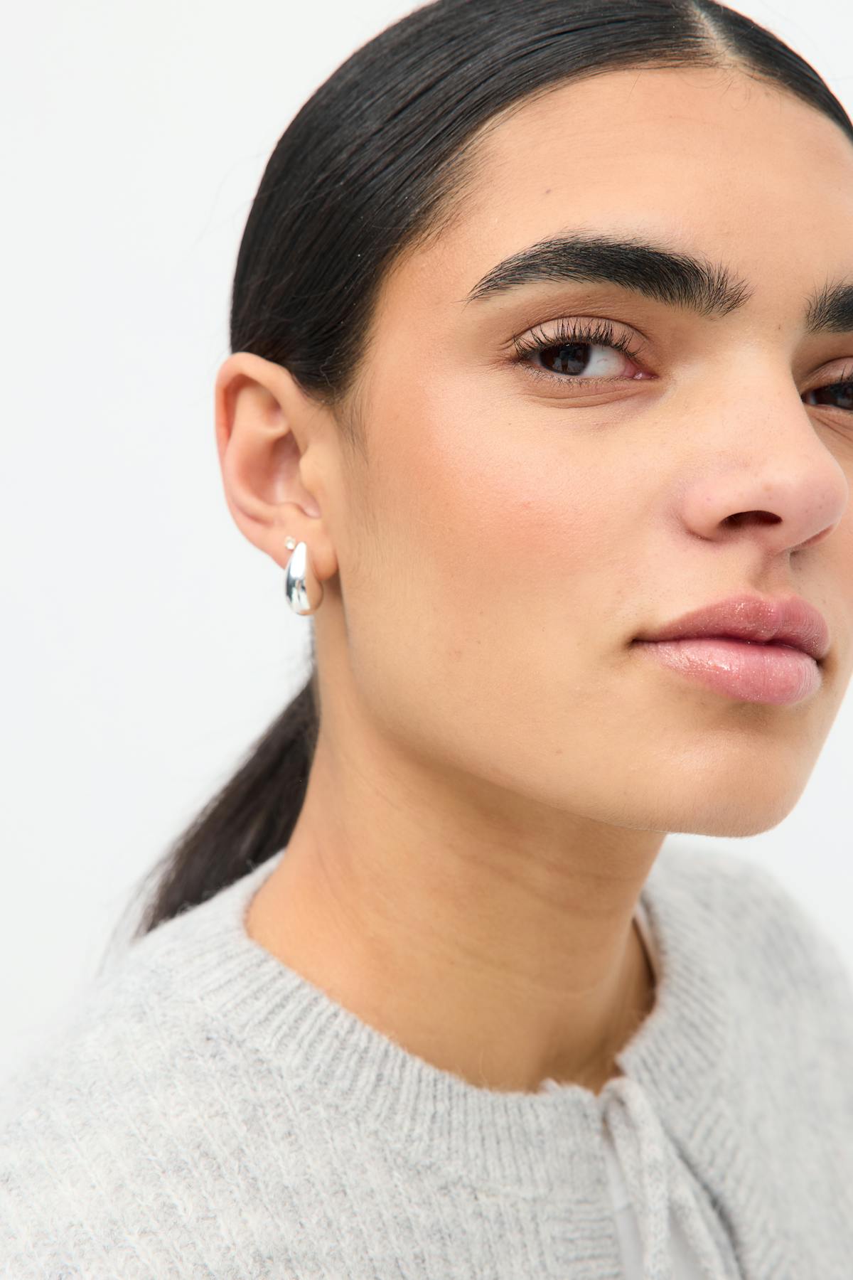 Mini drop earrings