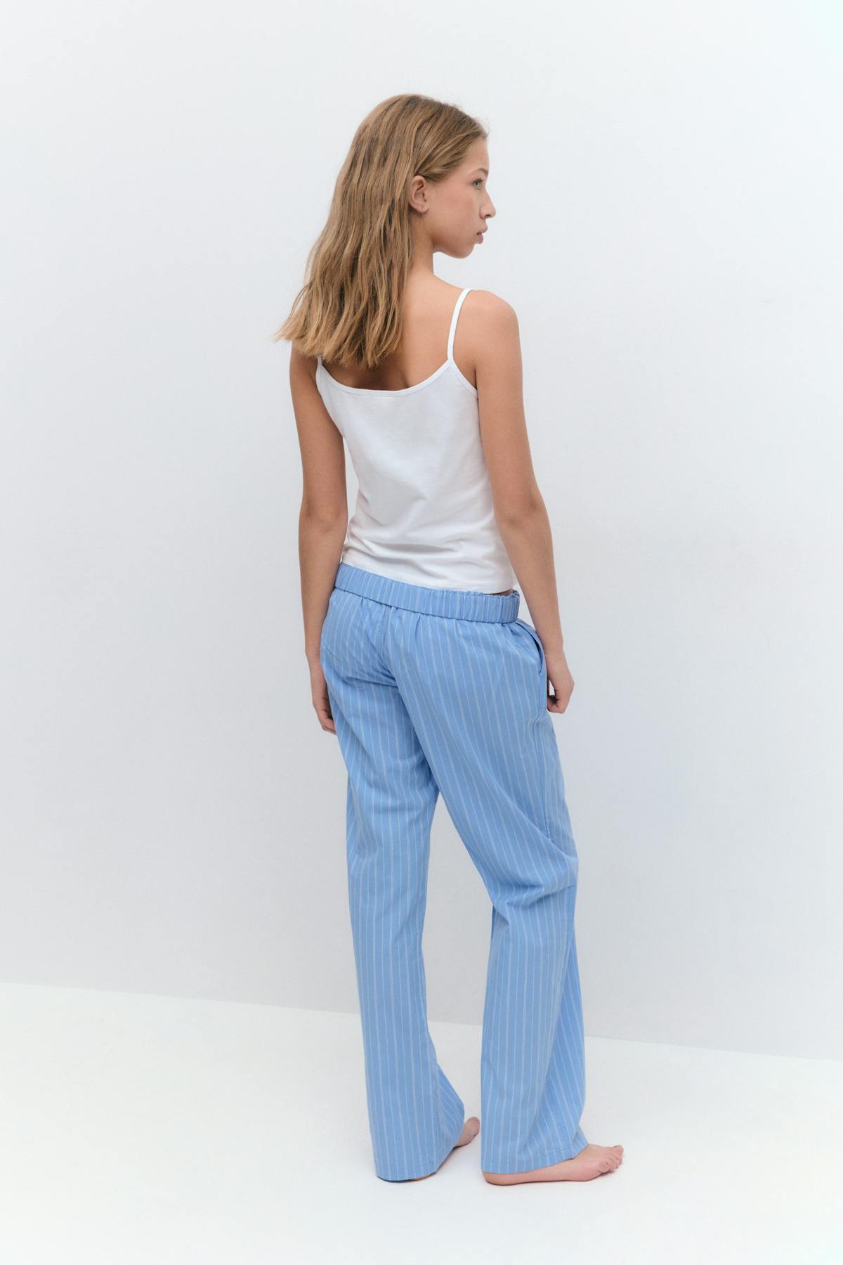 Y folded down trousers