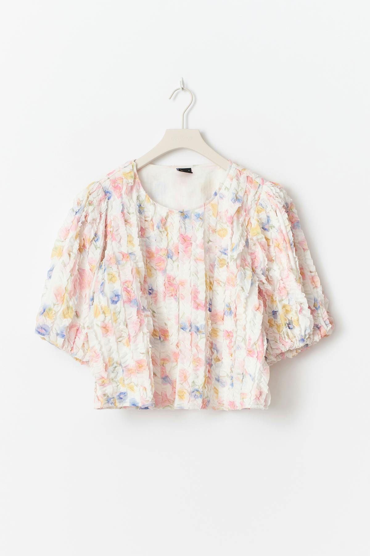 Structured top