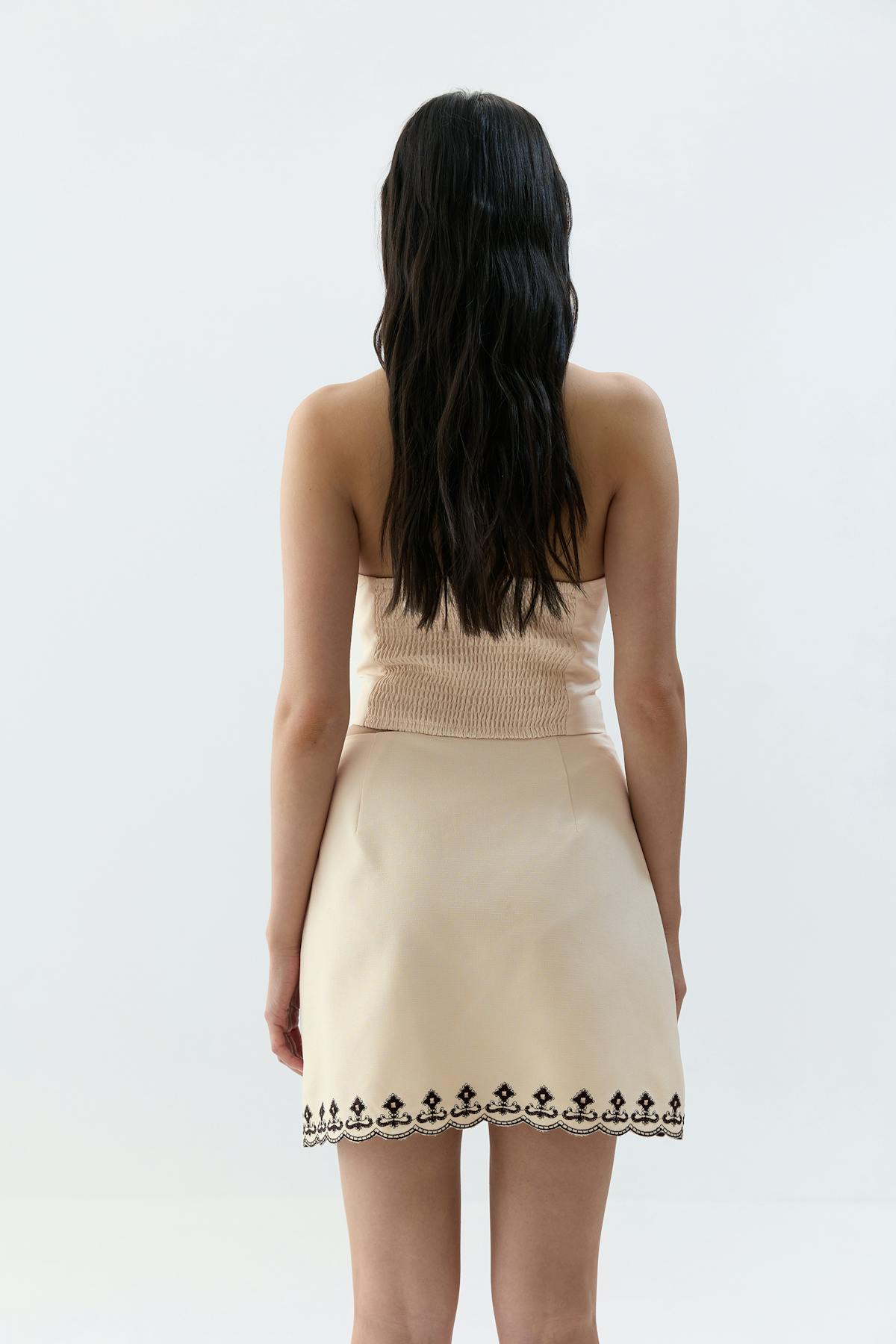 Embroidery skirt