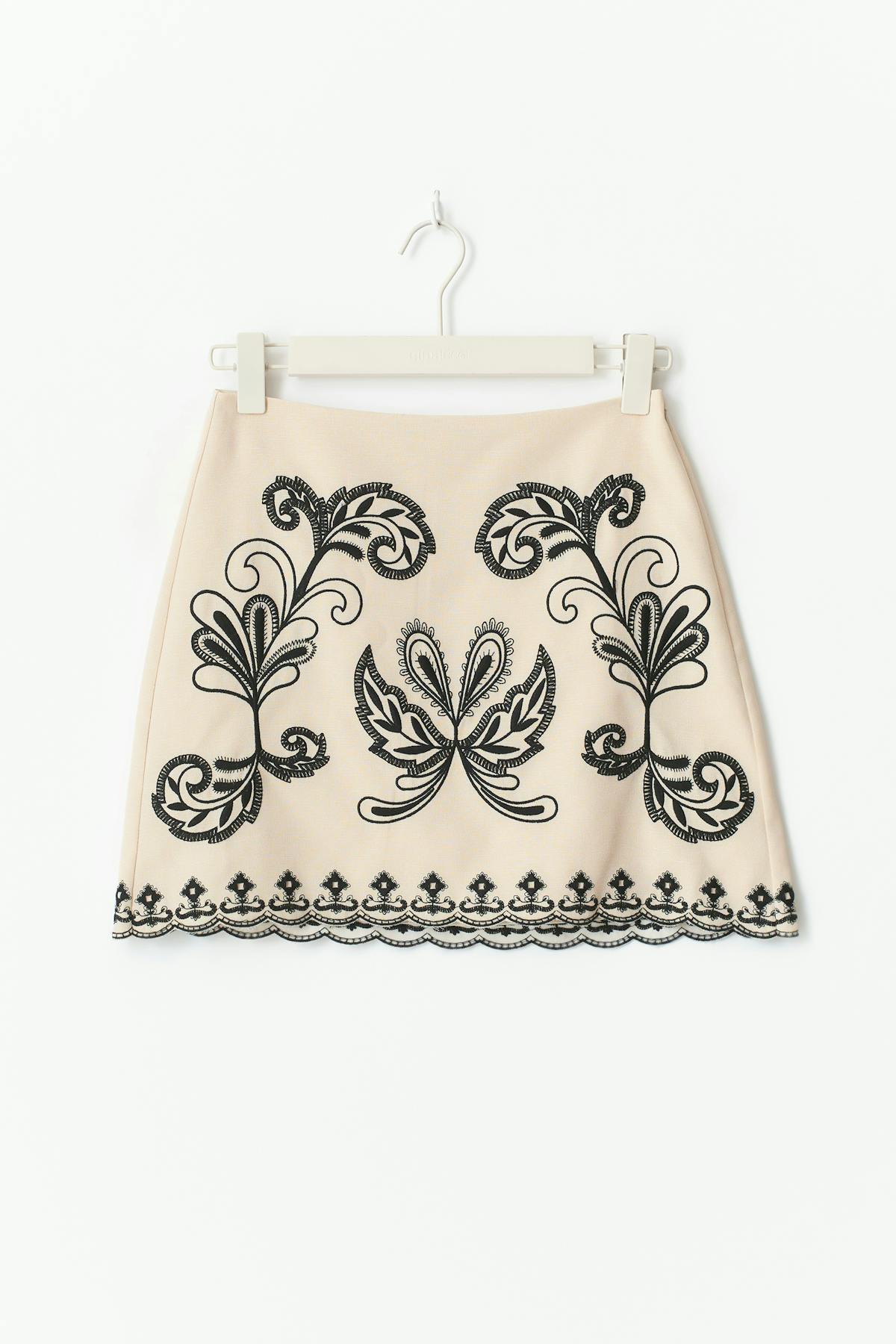 Embroidery skirt