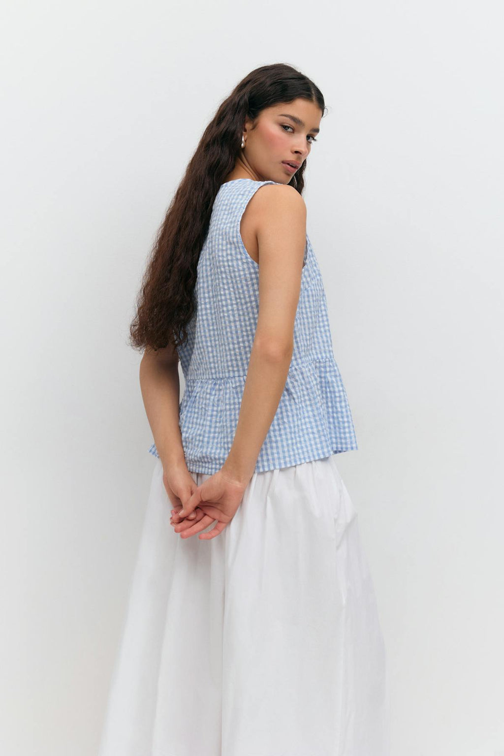 Sleeveless blouse