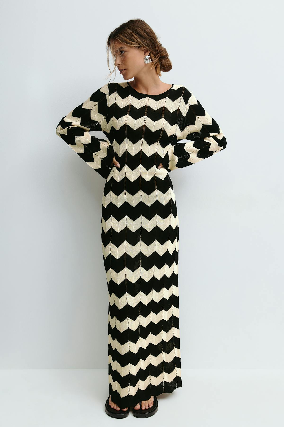 Knitted flowy maxi dress