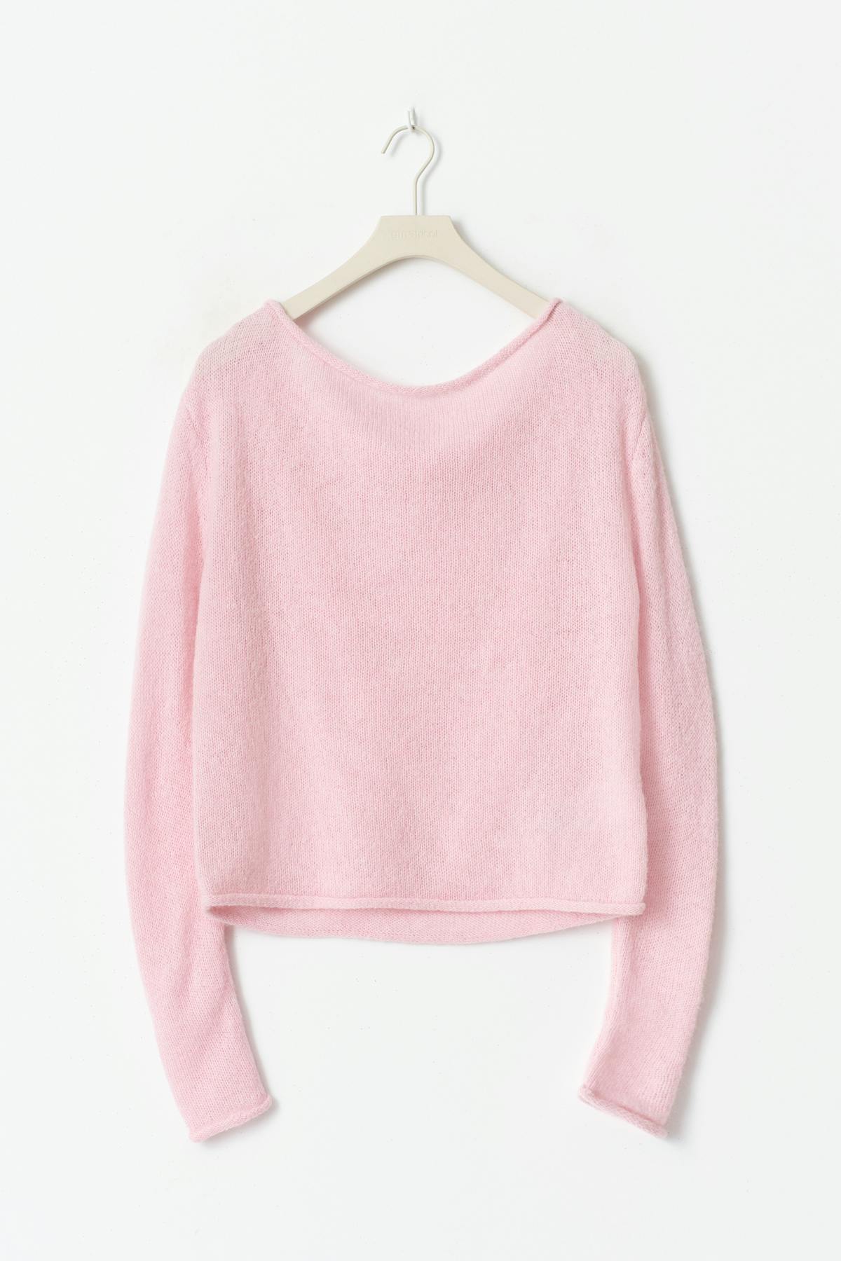 Knitted boatneck top