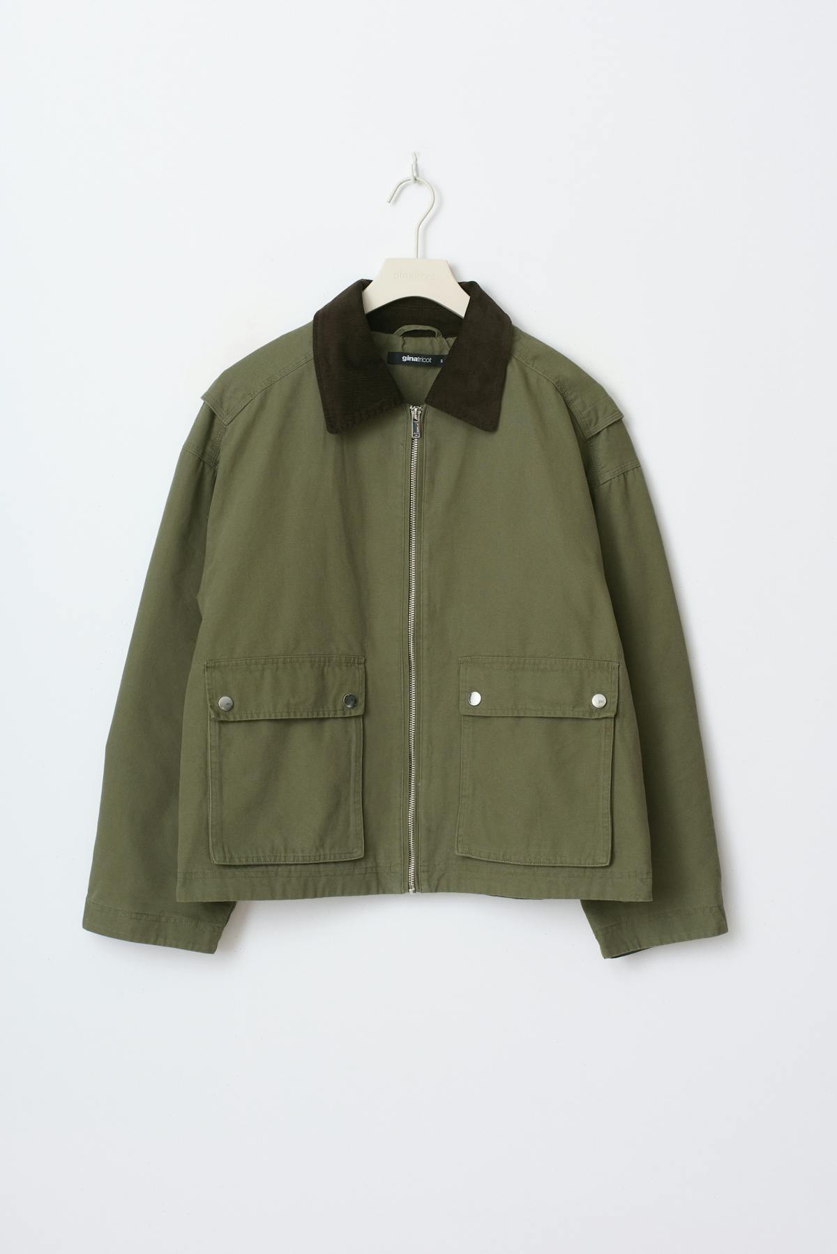 Short cargo jacket