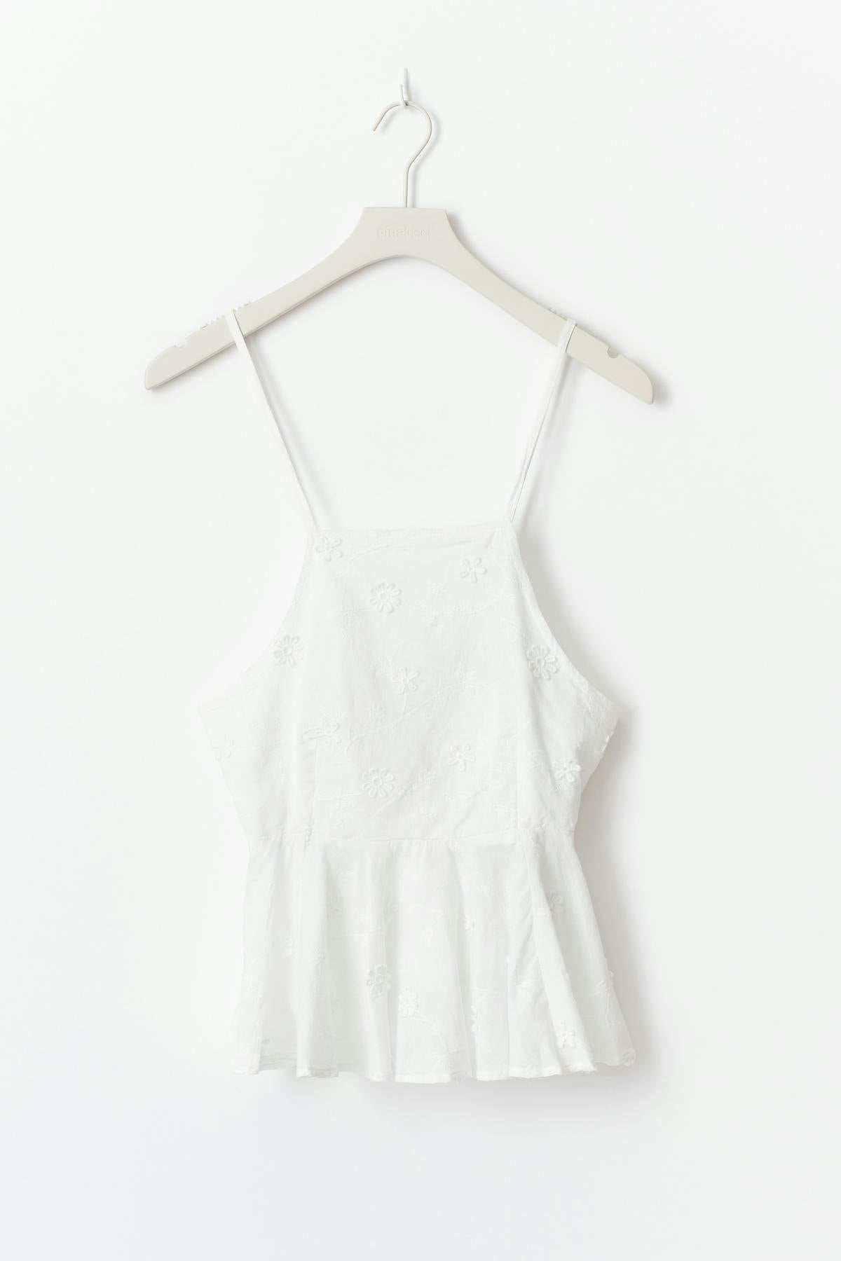 Halterneck anglaise top