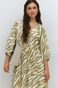 Maxi lacing dress
