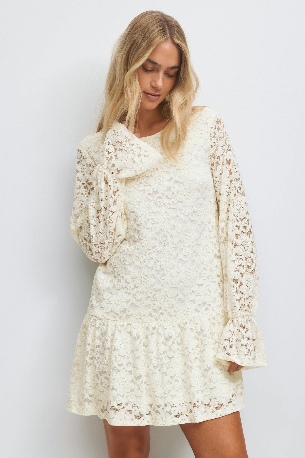 Mini lace dress